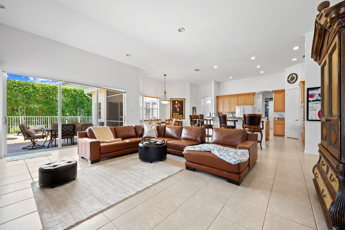 MLS #RX-11129307 image #6