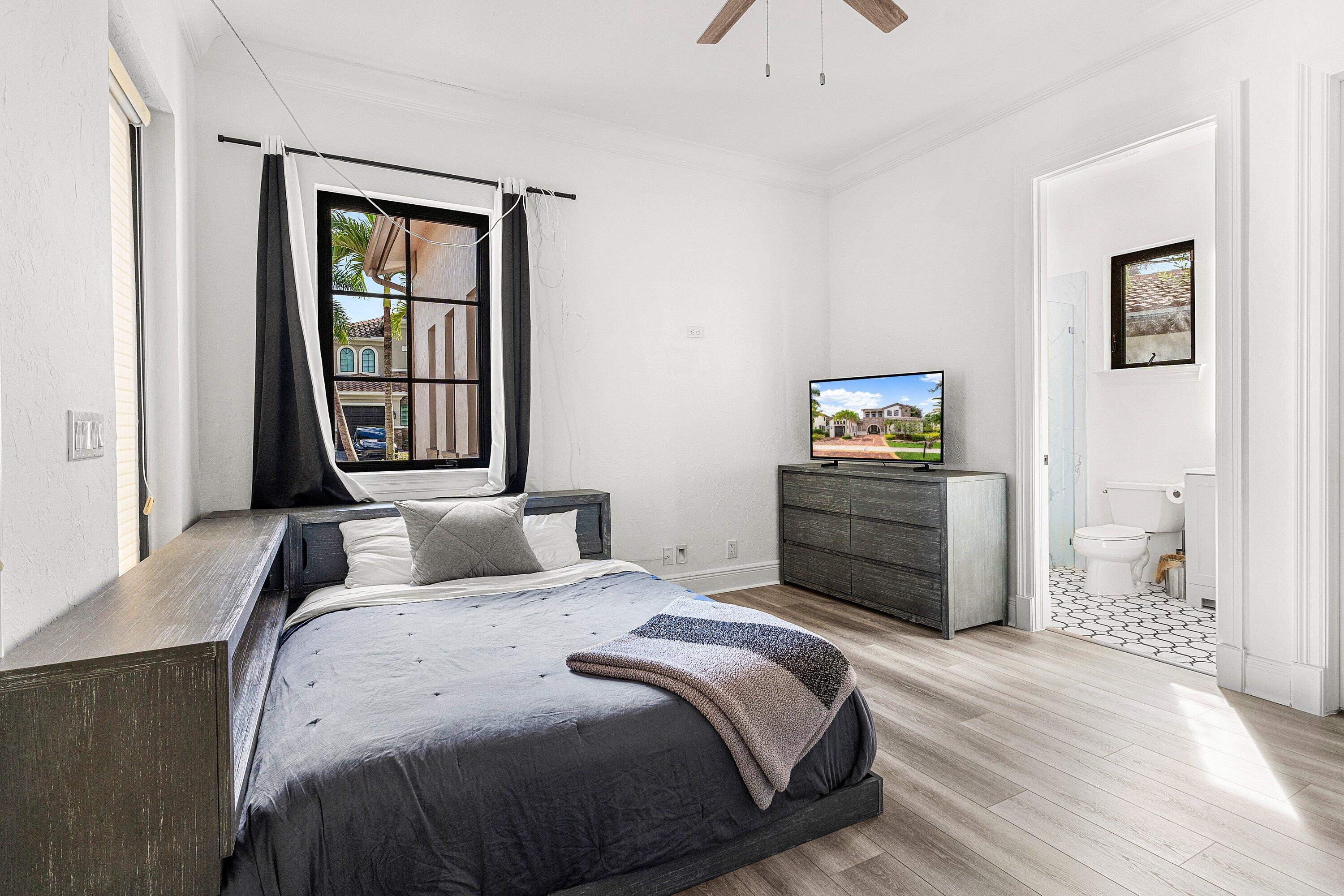 MLS #RX-11129497 image #17