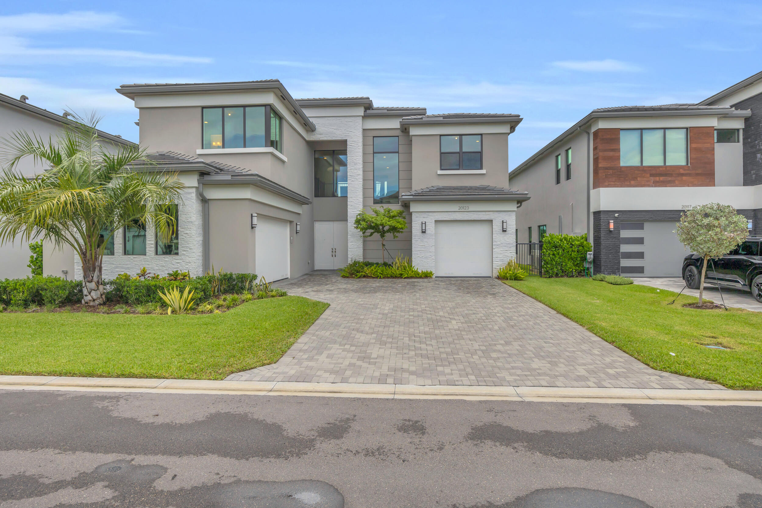 MLS #RX-11129687 image #1