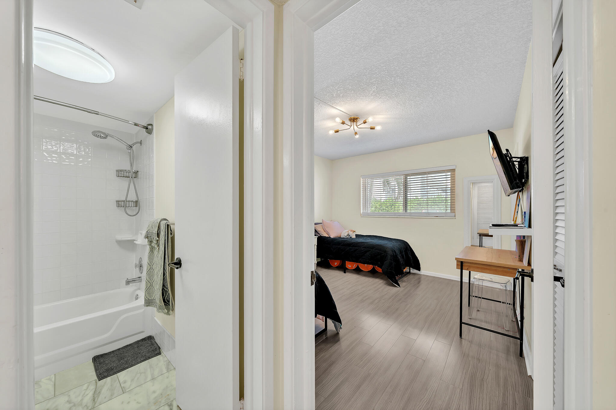 MLS #RX-10817024 image #10