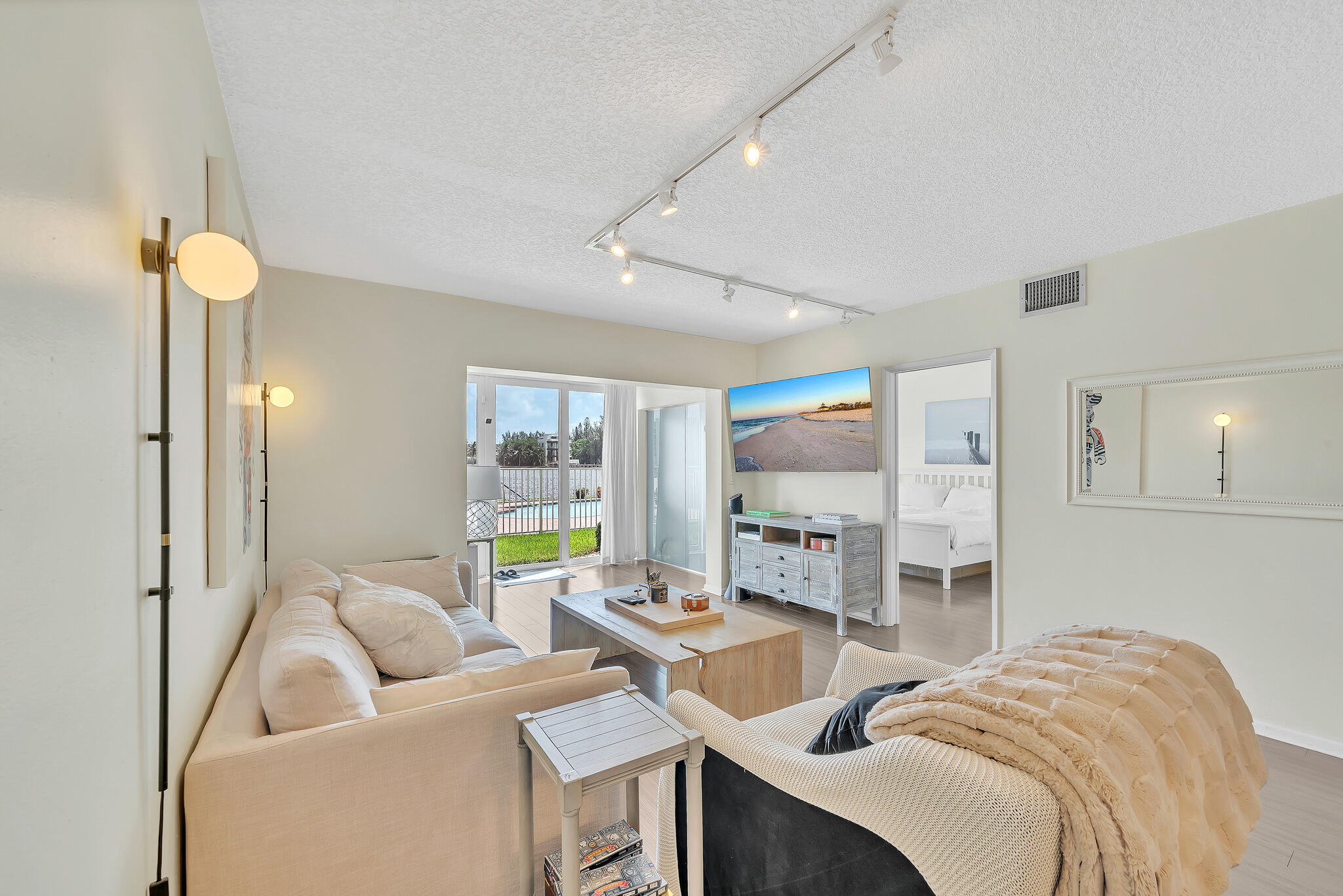 MLS #RX-10817024 image #20