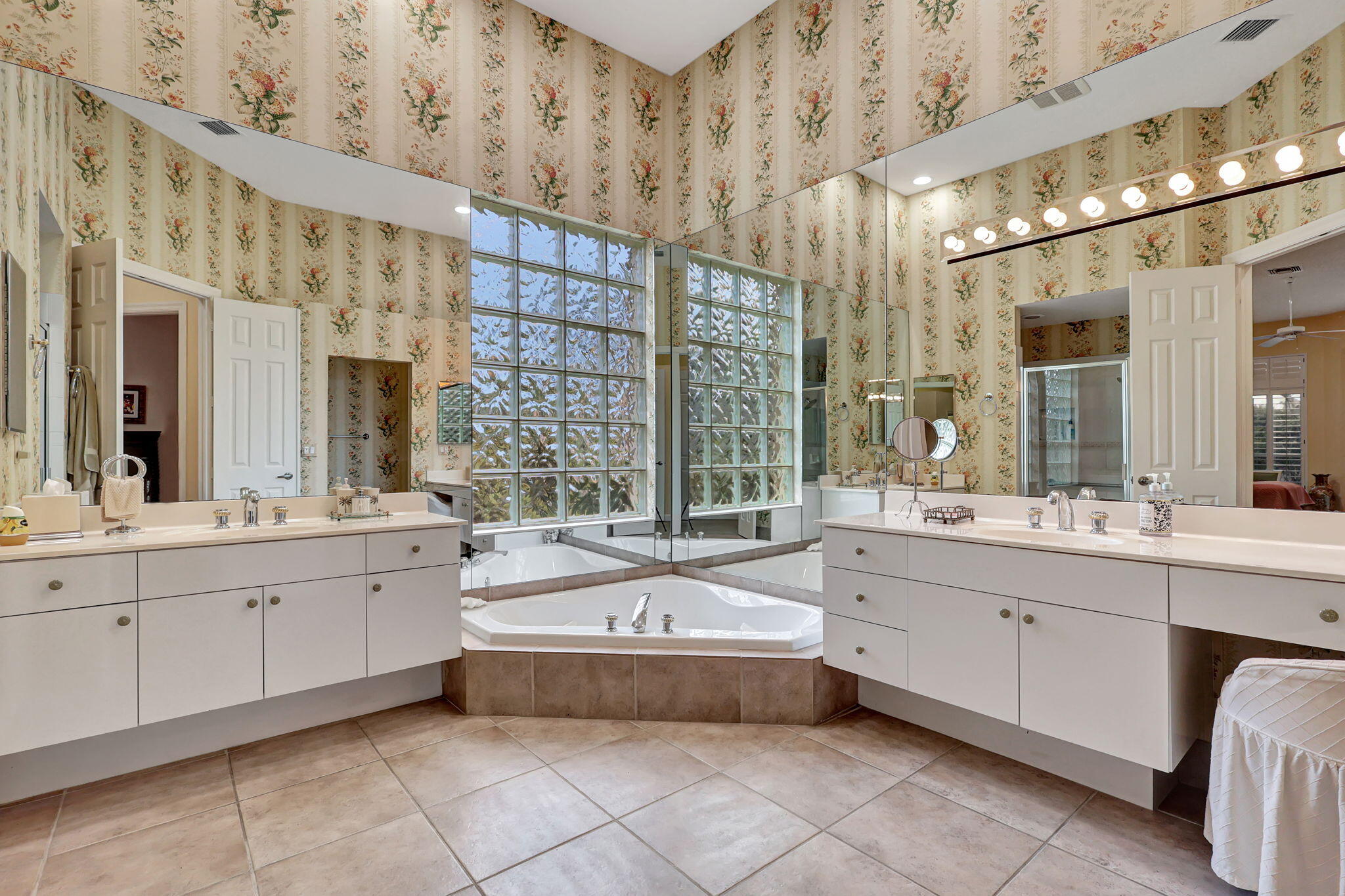 MLS #RX-11129913 image #11