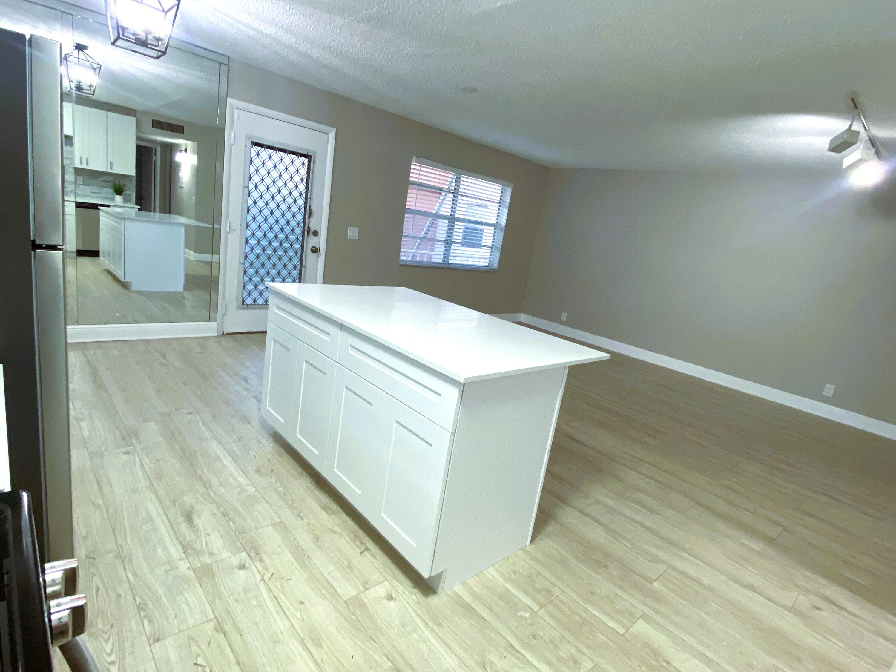 MLS #RX-11130097 image #6