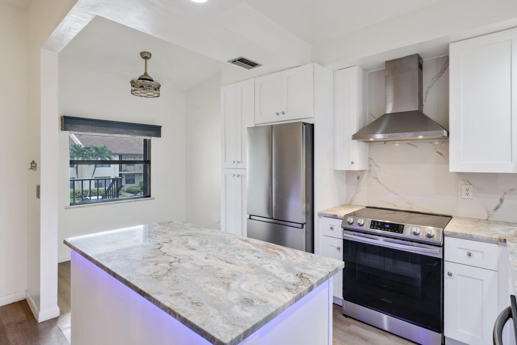 MLS #RX-11130294 image #6