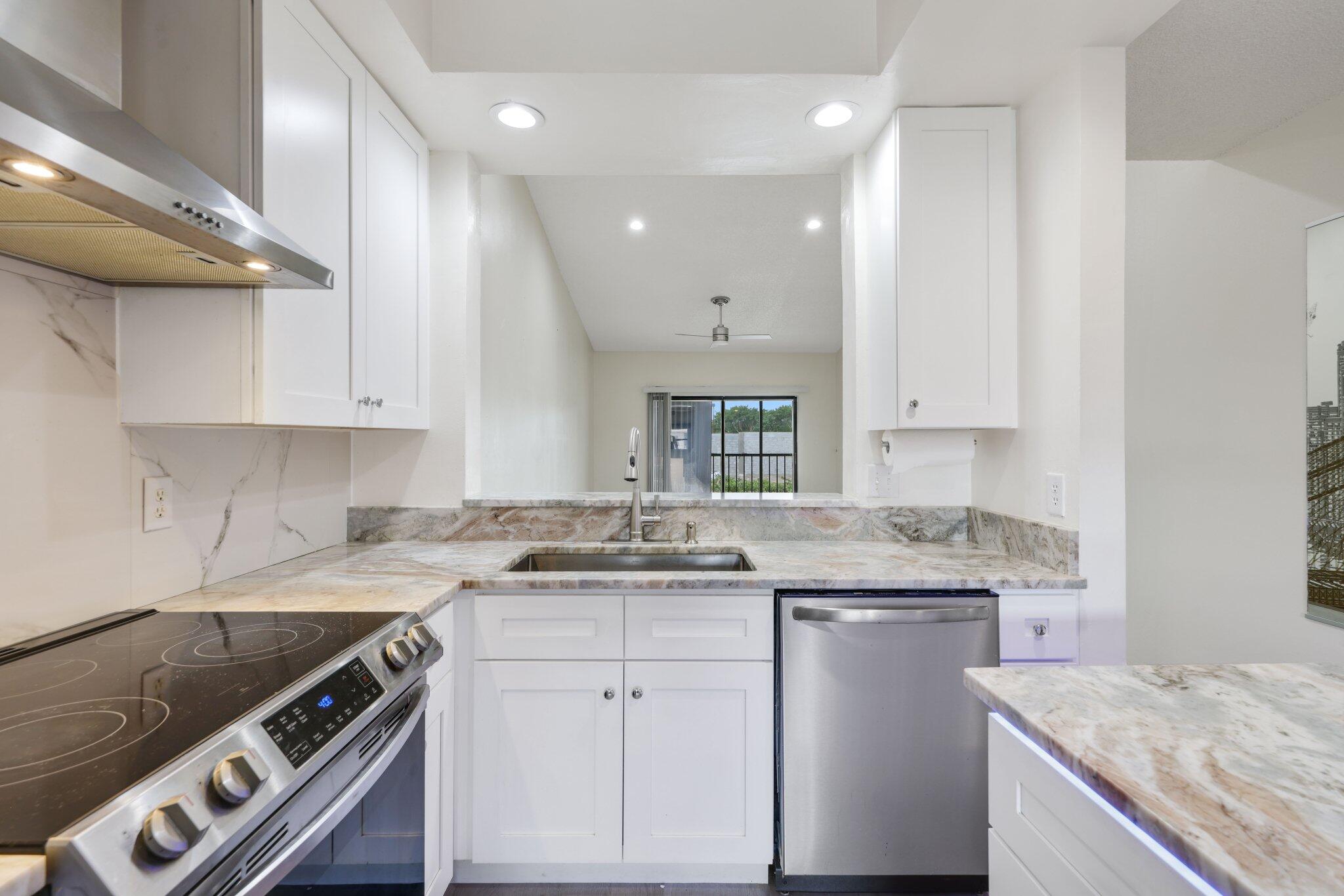 MLS #RX-11130294 image #9