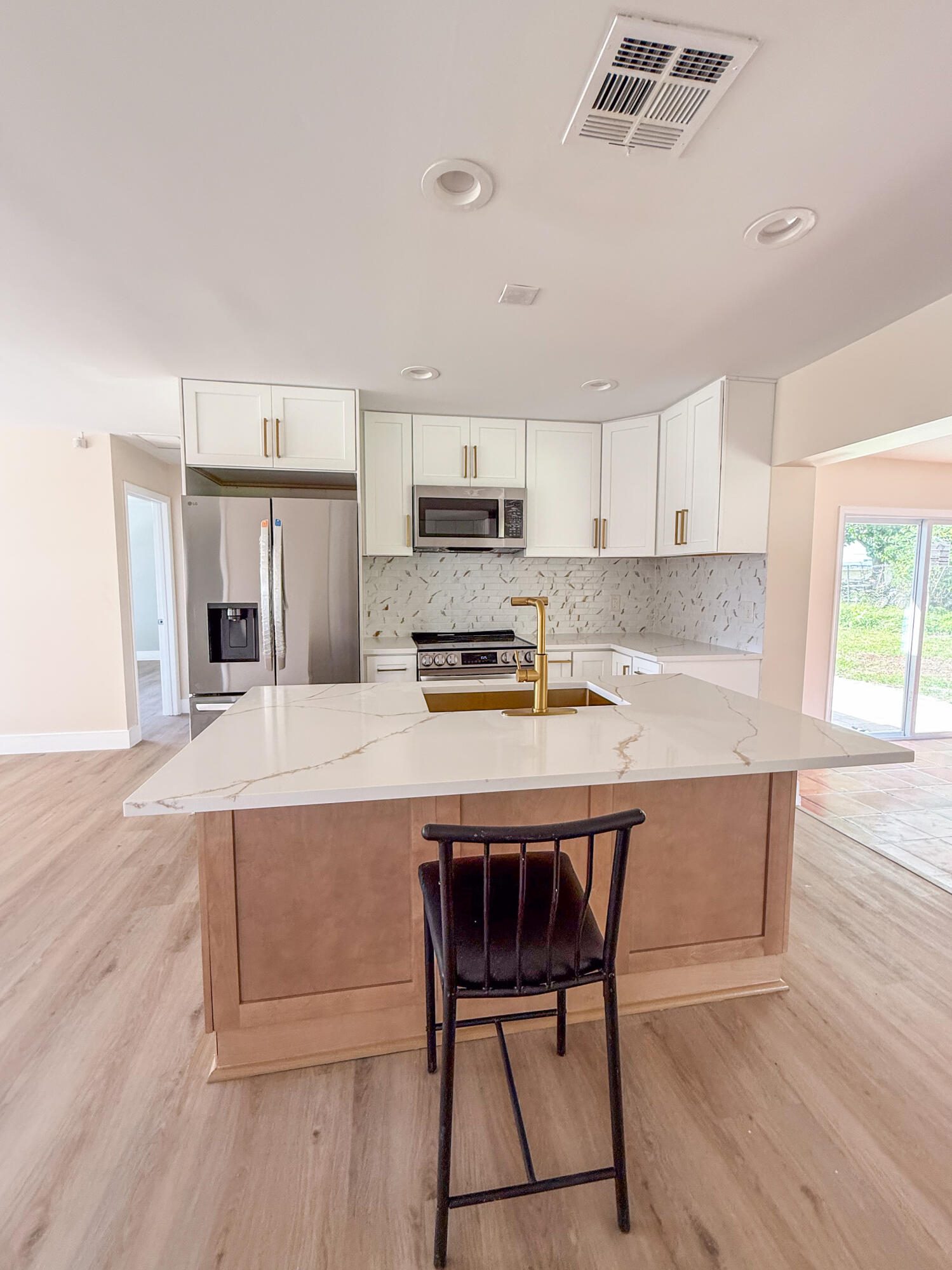 MLS #RX-11130387 image #6