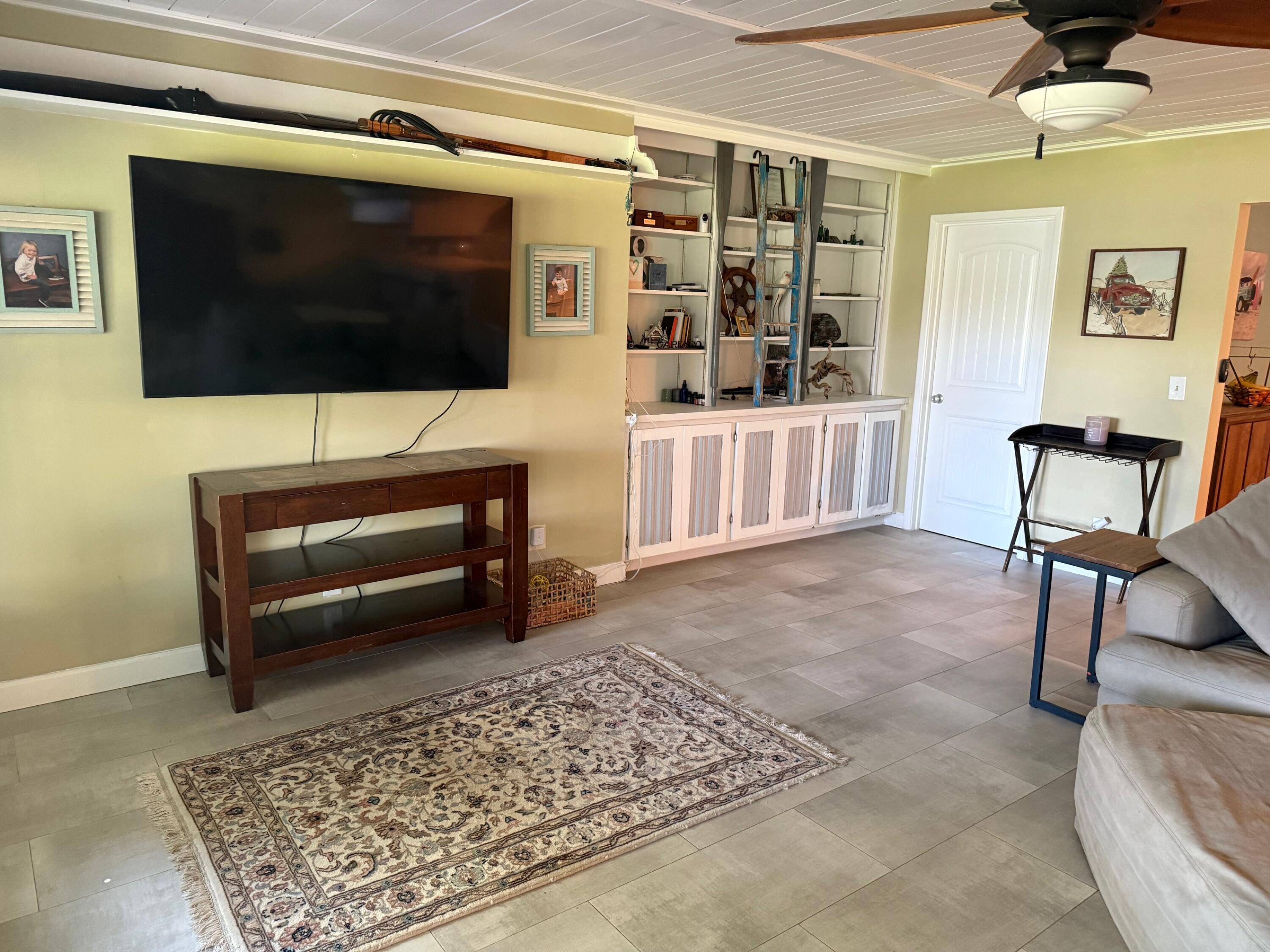 MLS #RX-11025896 image #3