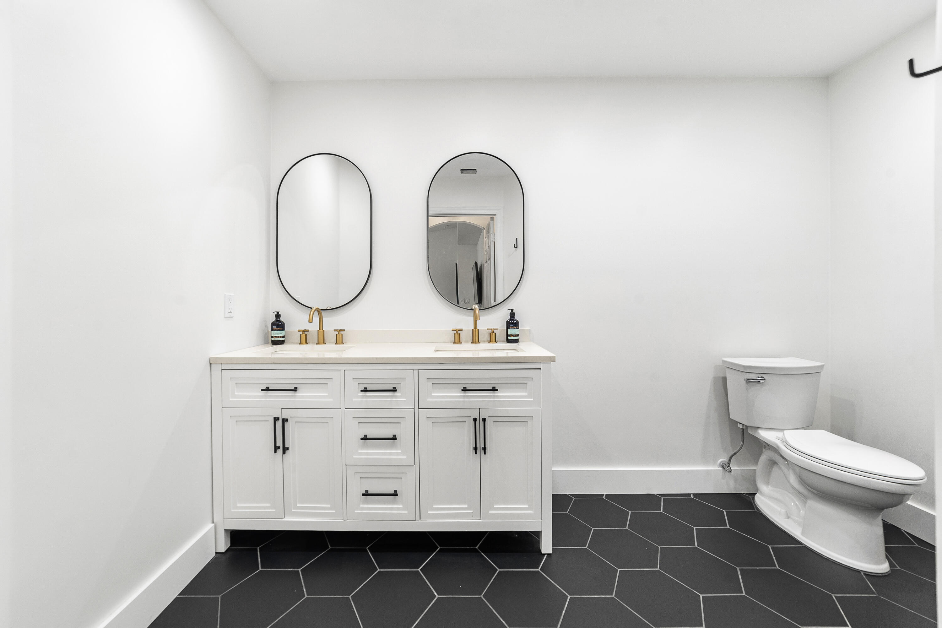 MLS #RX-11130497 image #9