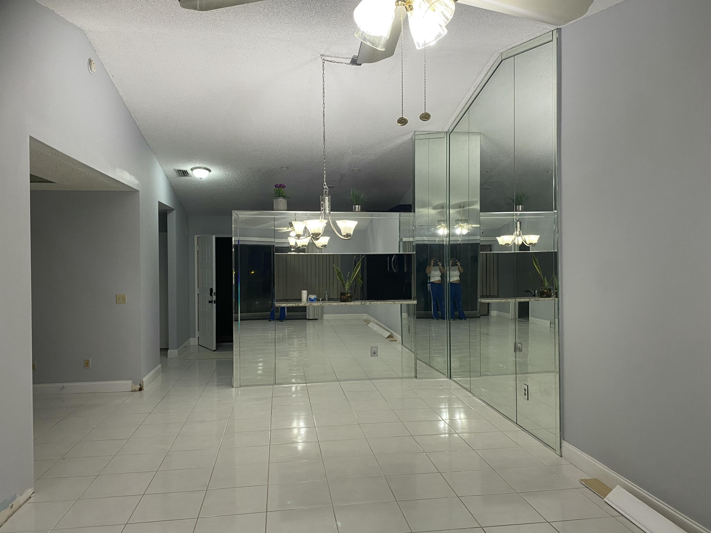 MLS #RX-11130527 image #1