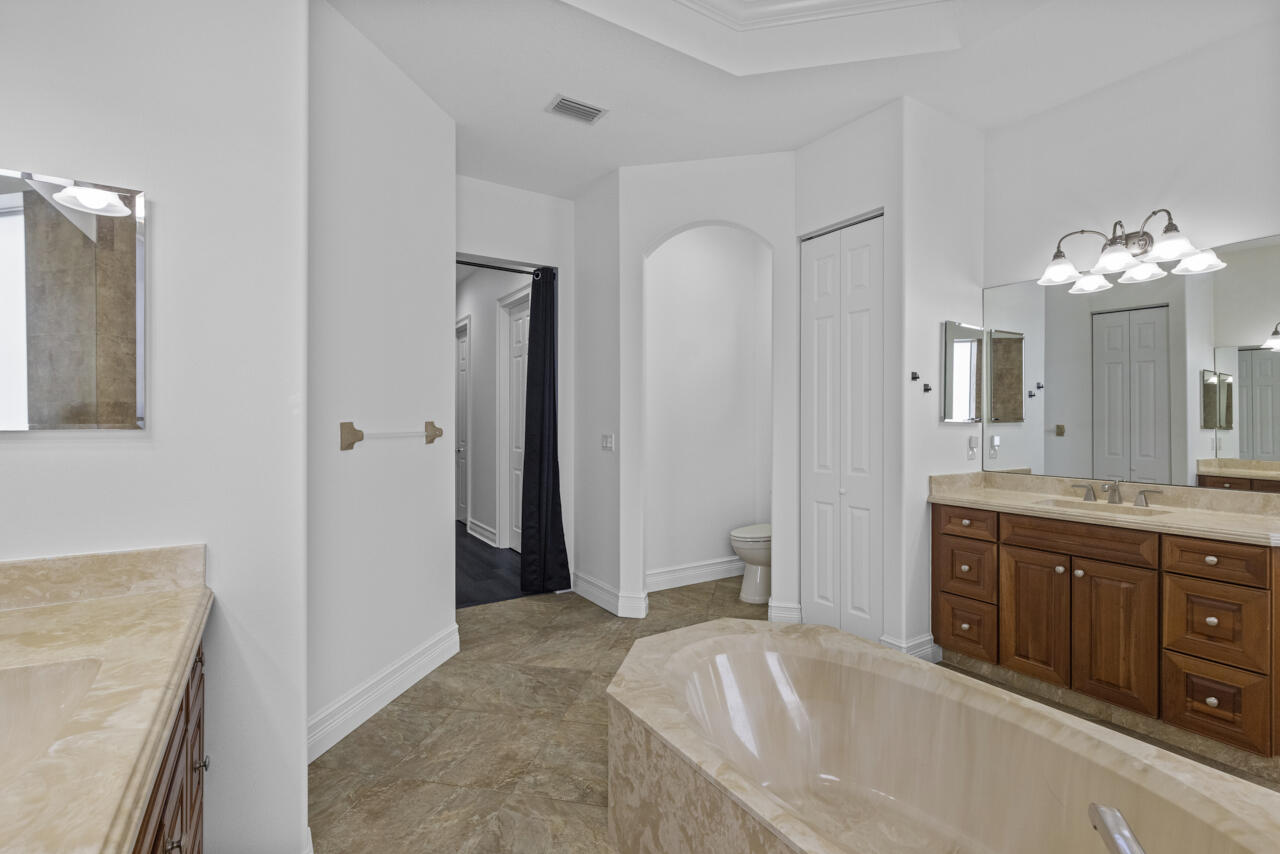 MLS #RX-11130537 image #11