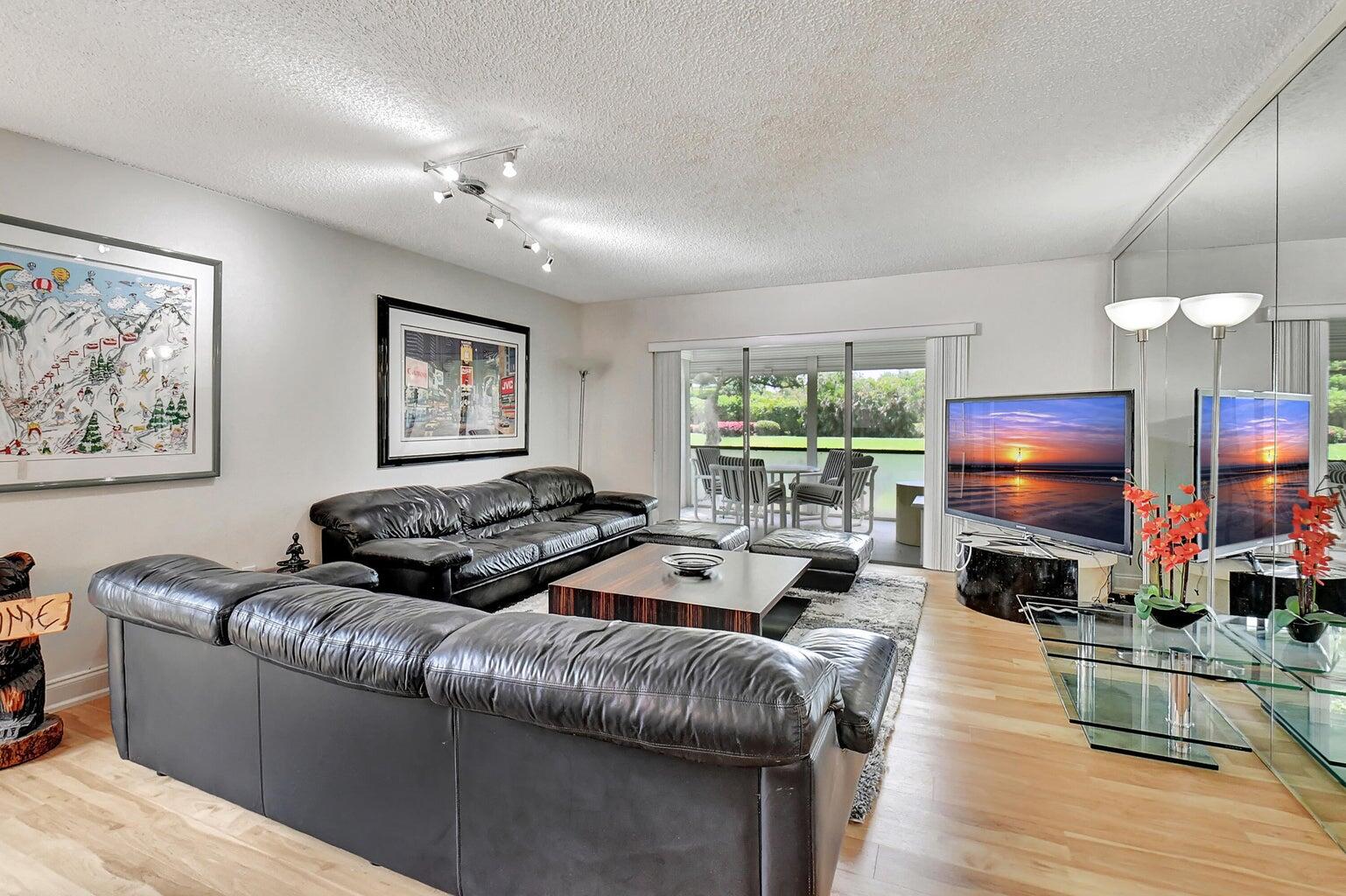 MLS #RX-10472207 image #12