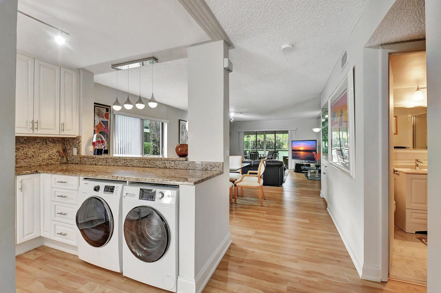 MLS #RX-10472207 image #4