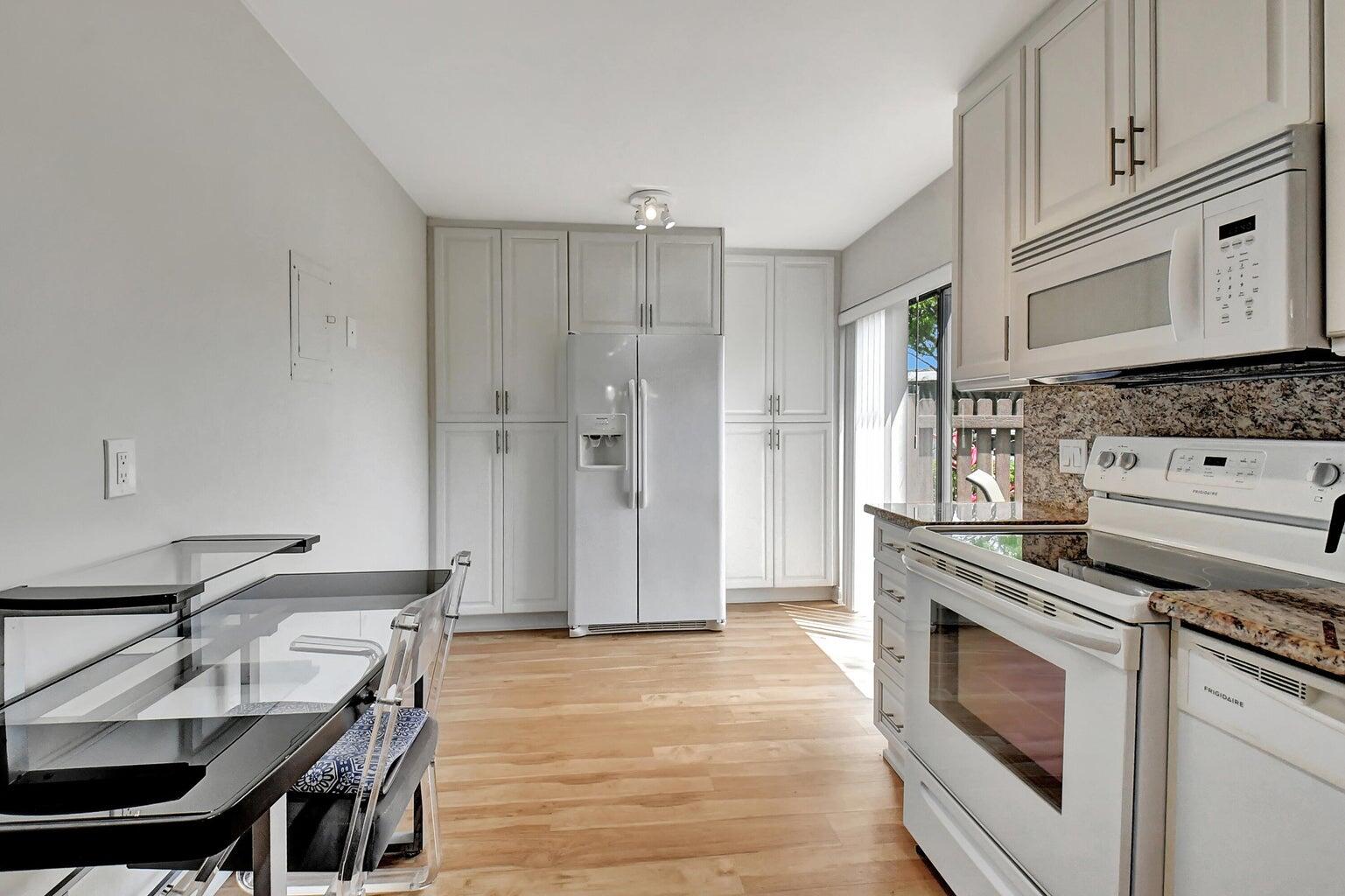 MLS #RX-10472207 image #6