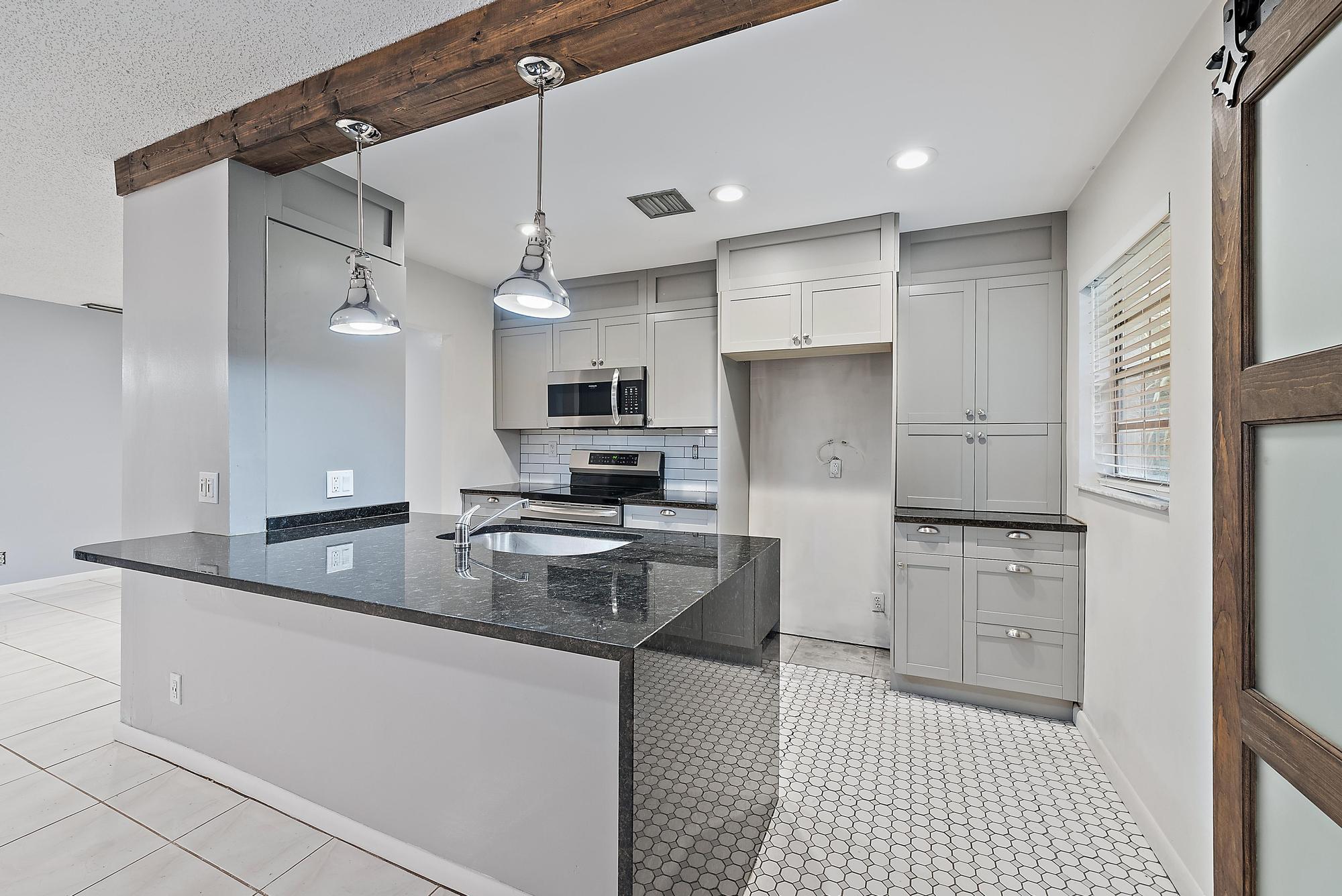 MLS #RX-11033669 image #13