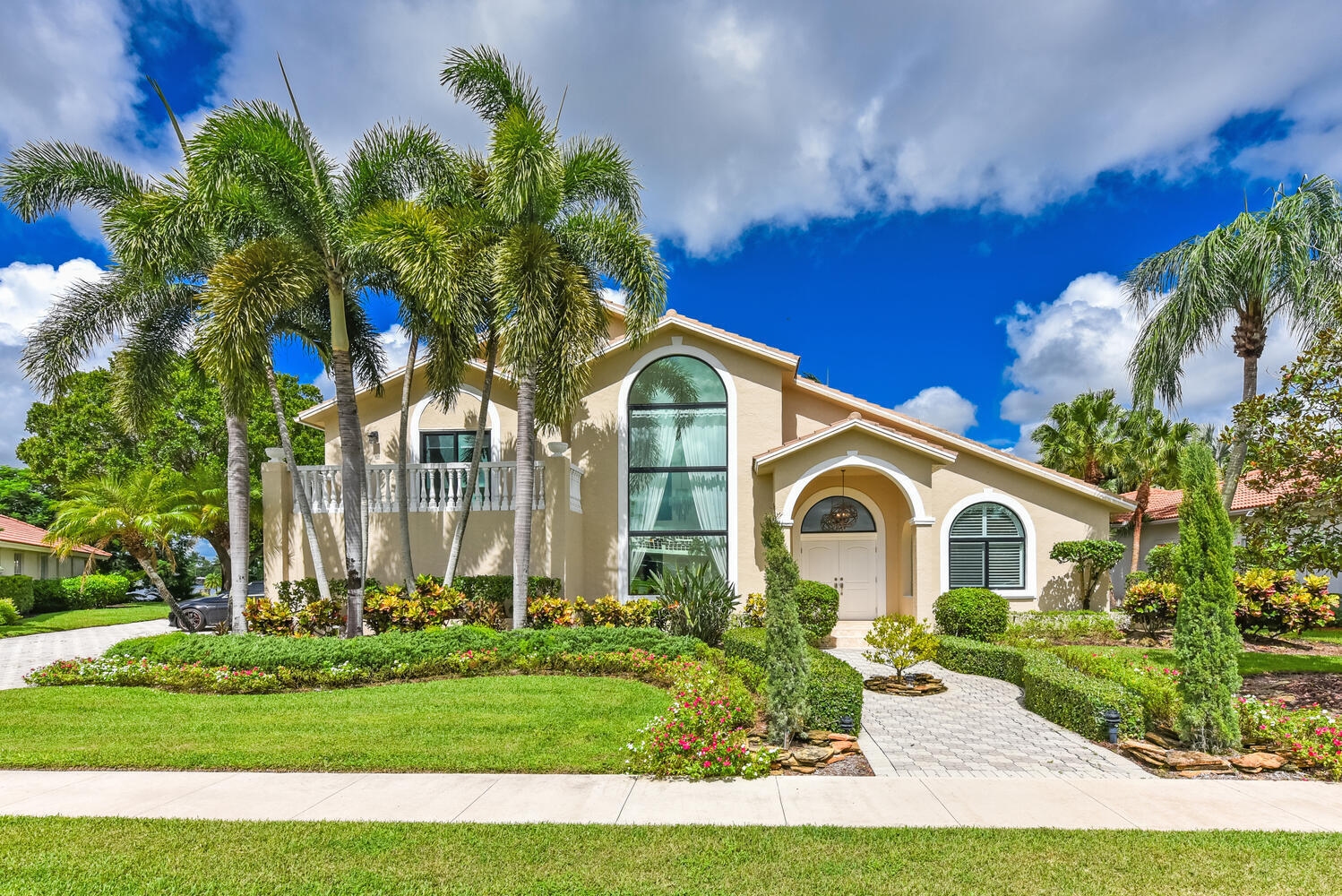 MLS #RX-11131281 image #1