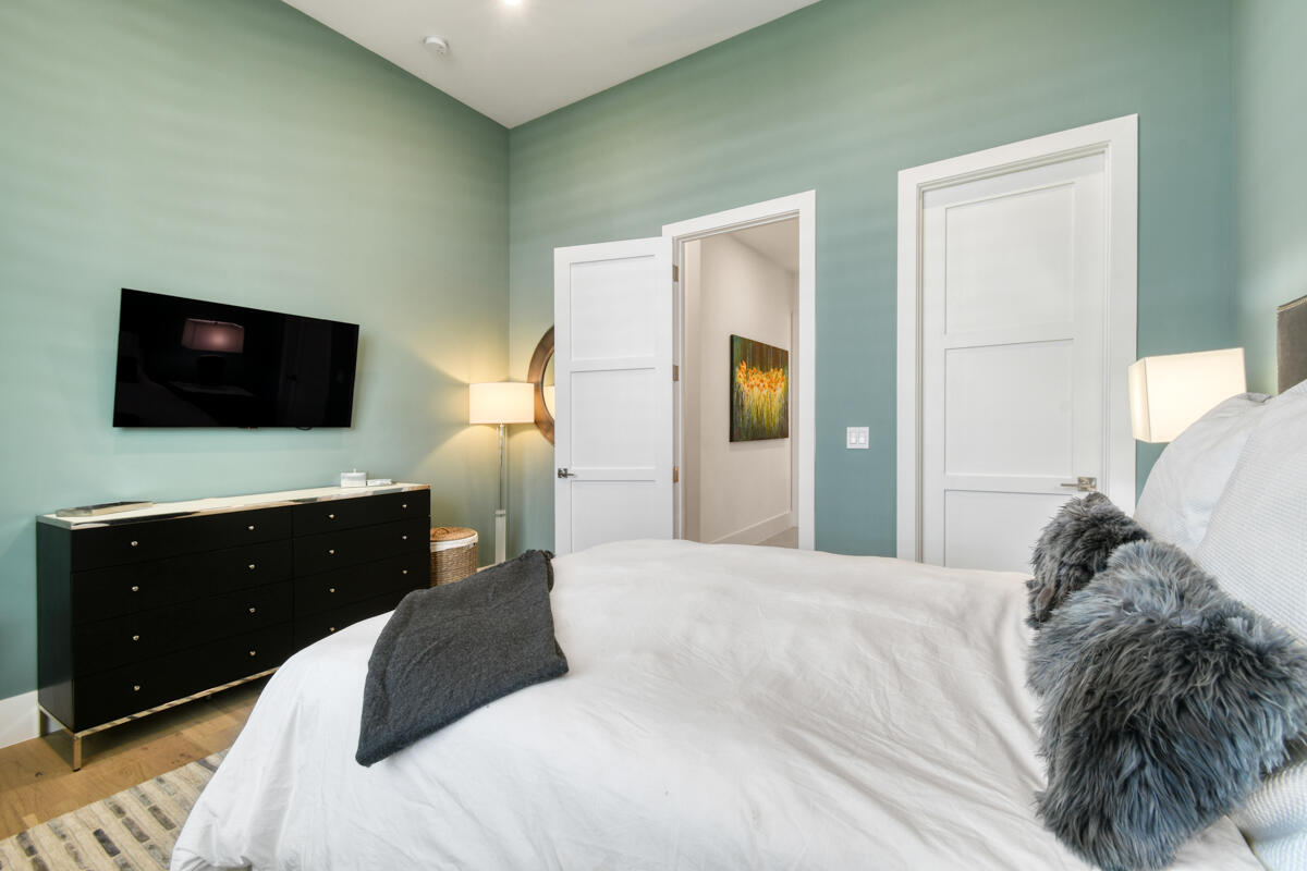 MLS #RX-11131461 image #33