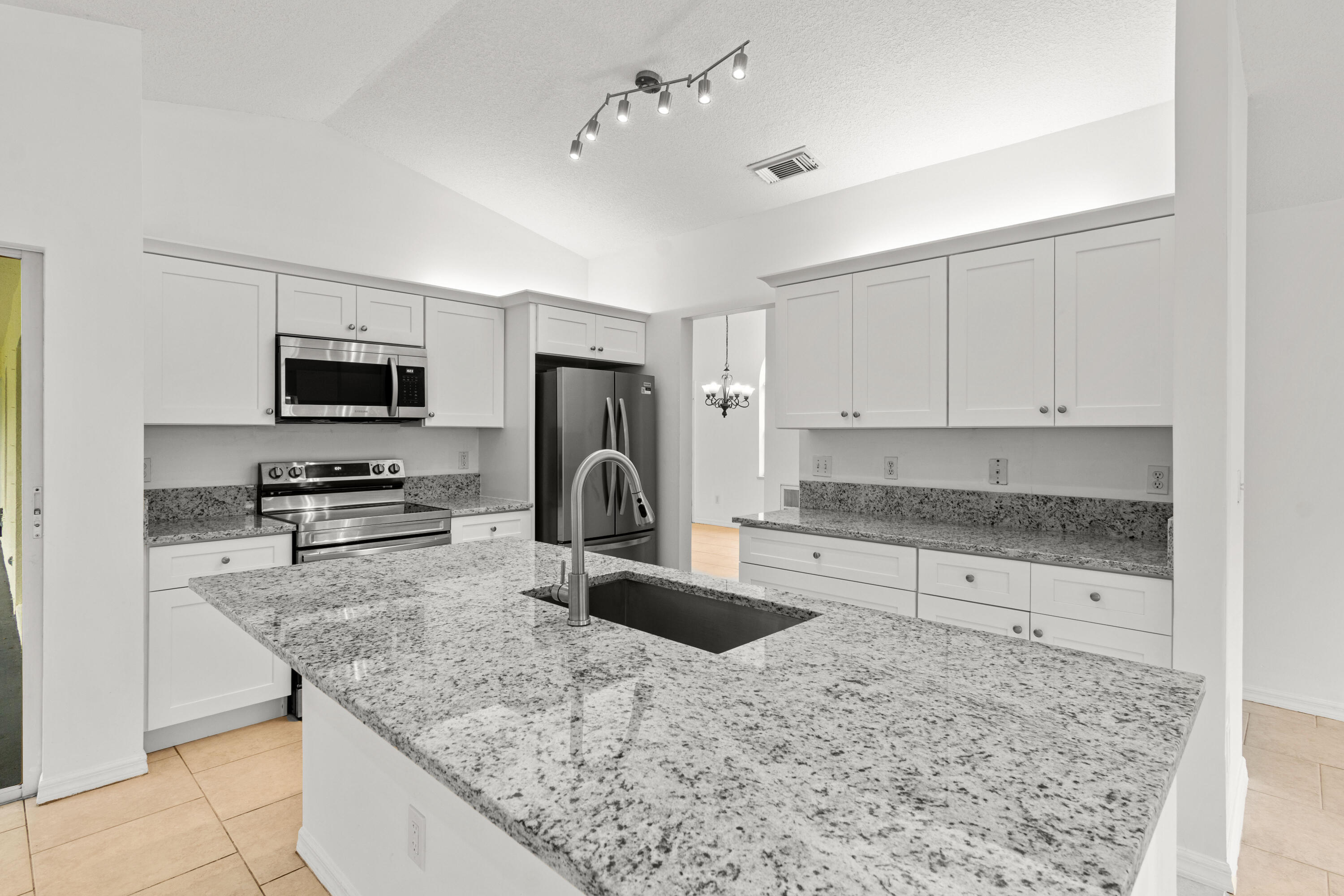 MLS #RX-11131680 image #13