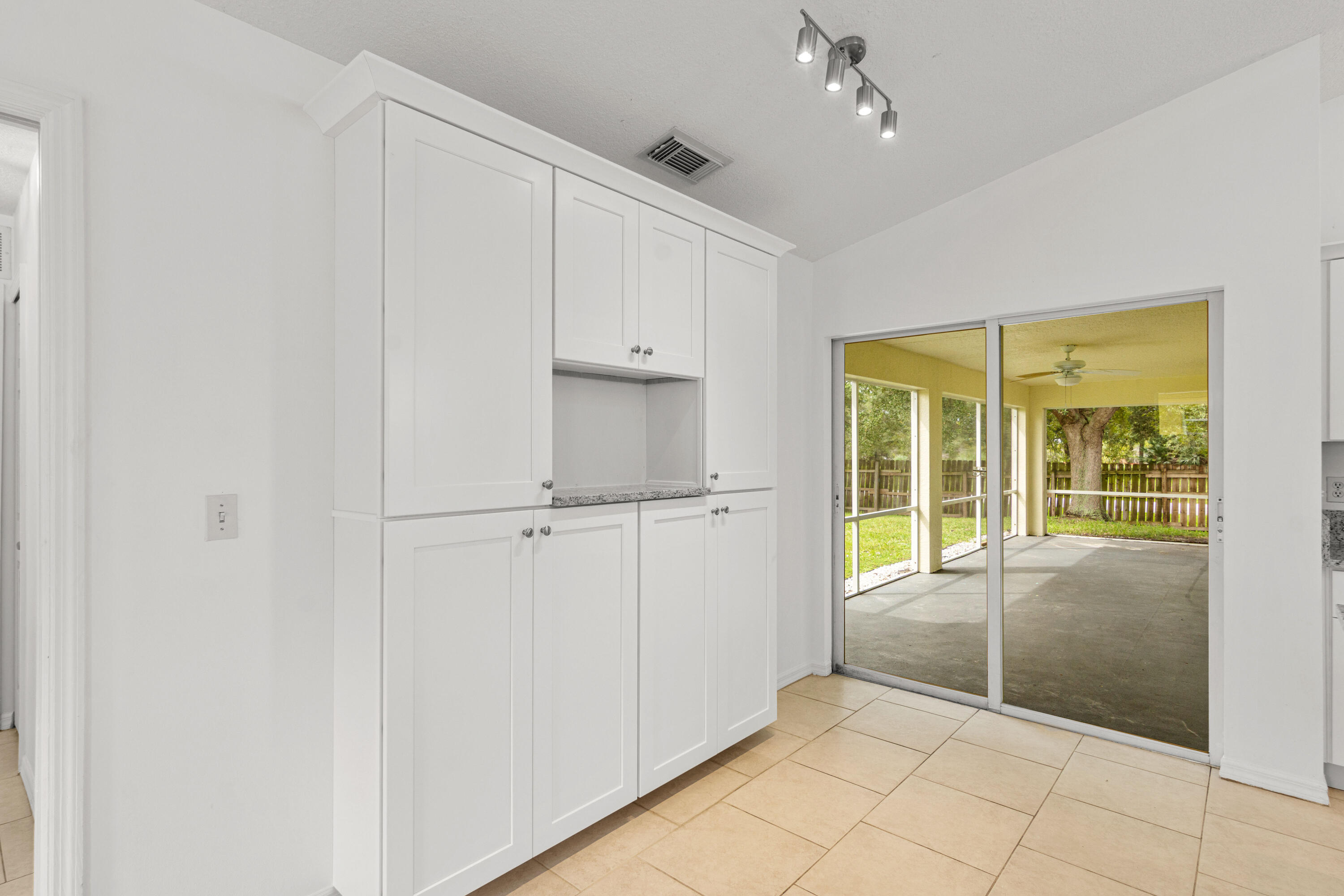 MLS #RX-11131680 image #16