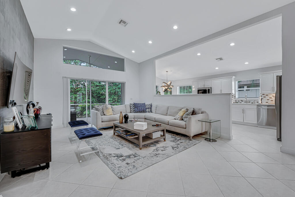 MLS #RX-11131758 image #5