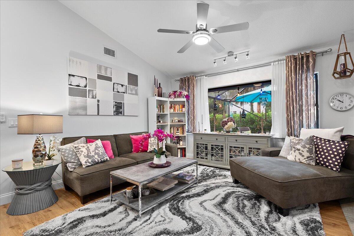 MLS #RX-11131759 image #8