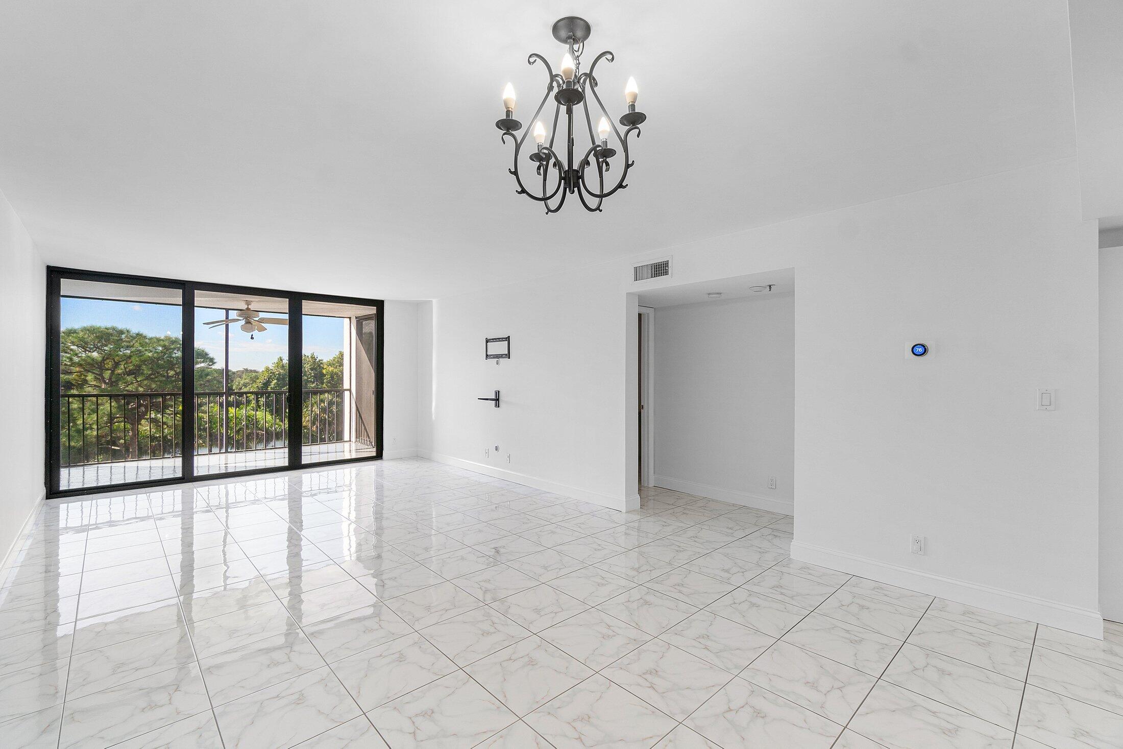 MLS #RX-10812406 image #7