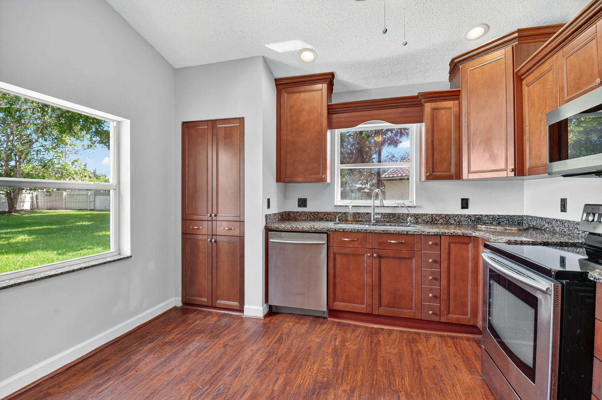 MLS #RX-11131996 image #10