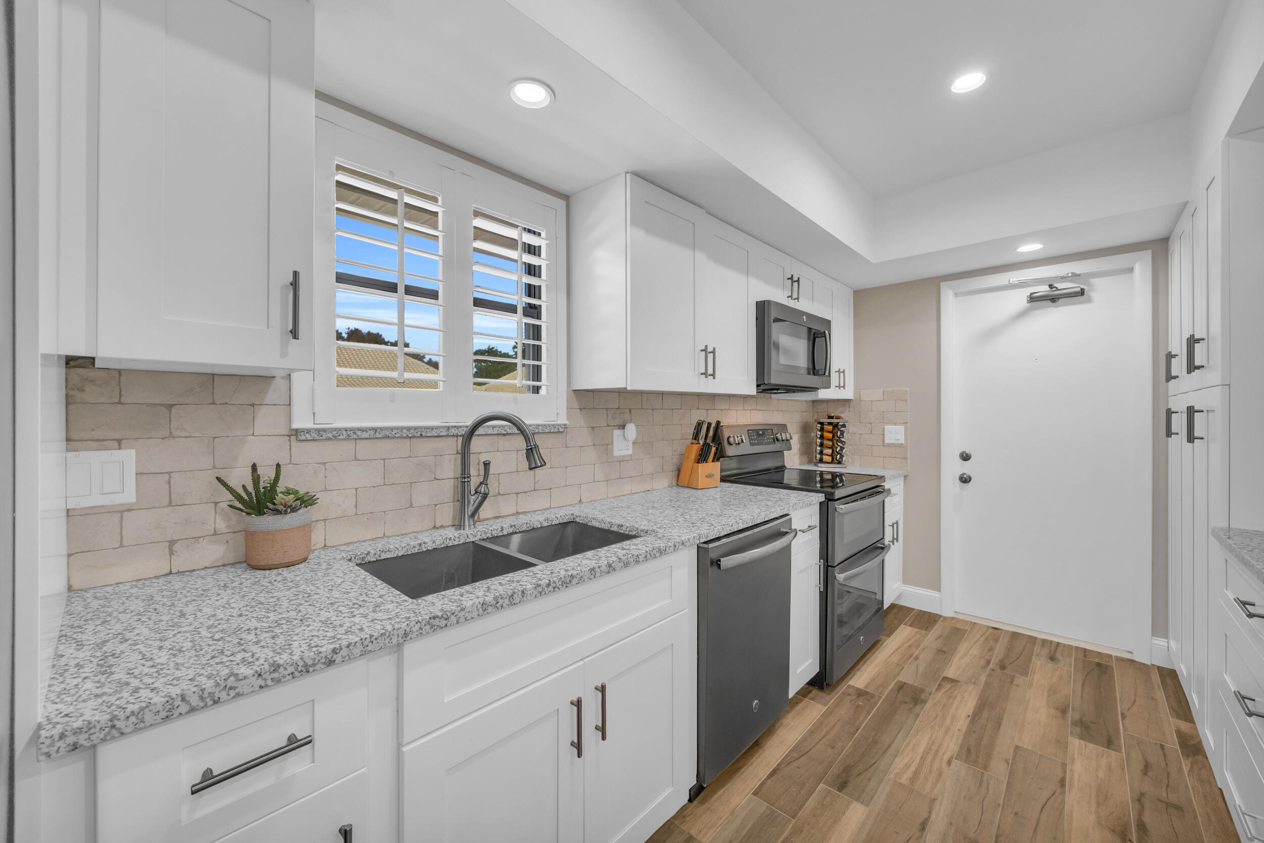 MLS #RX-11132185 image #3