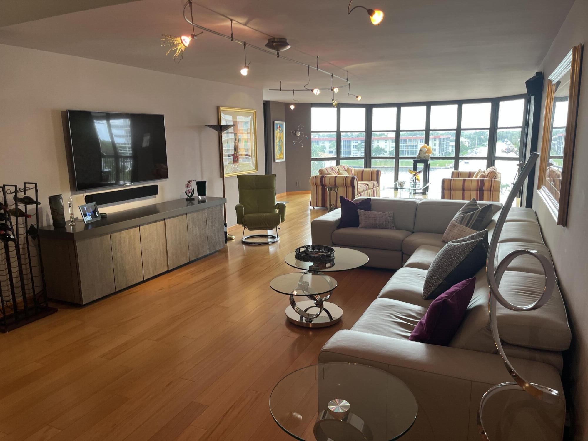 MLS #RX-10570545 image #11