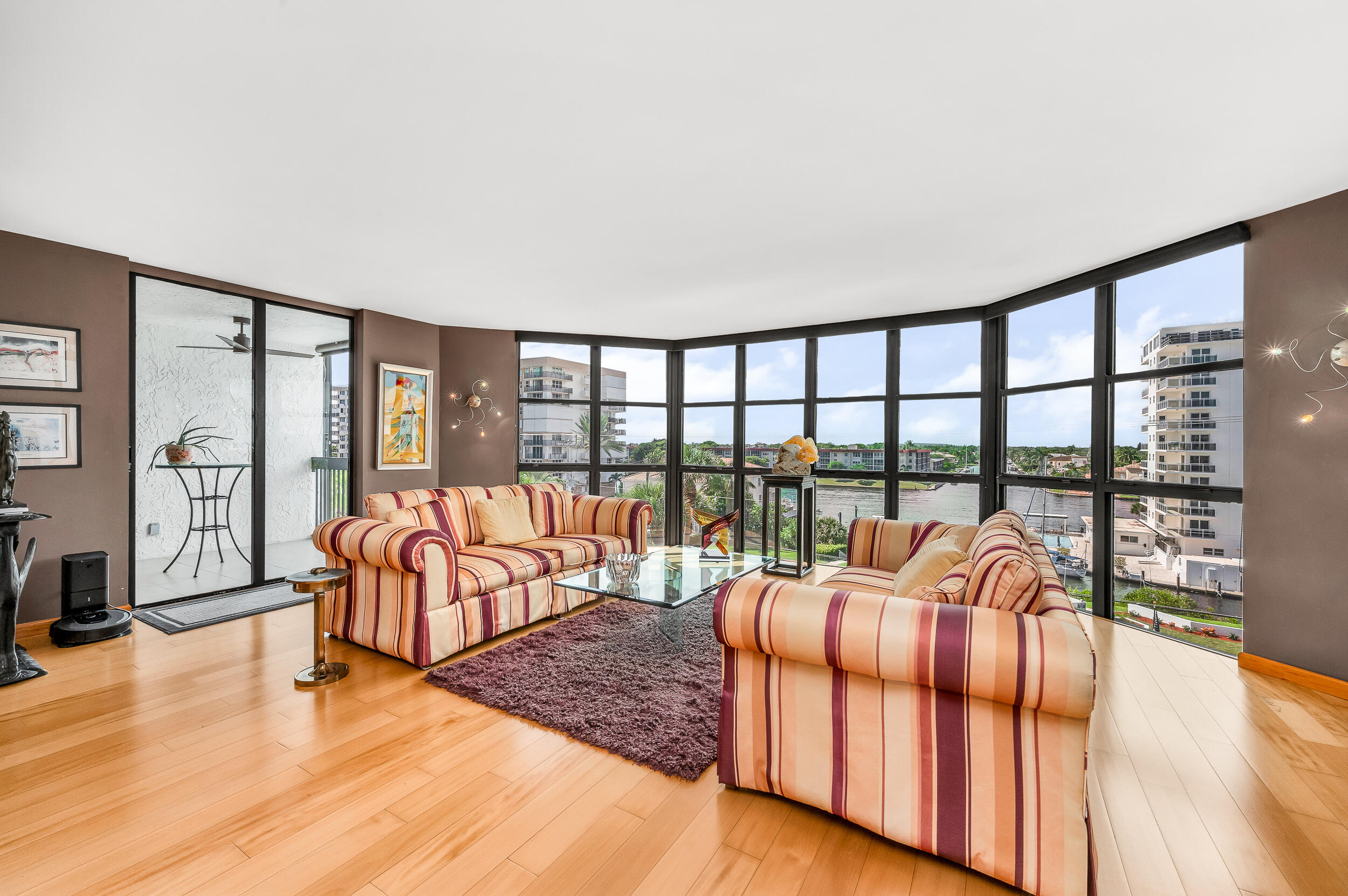 MLS #RX-10570545 image #4