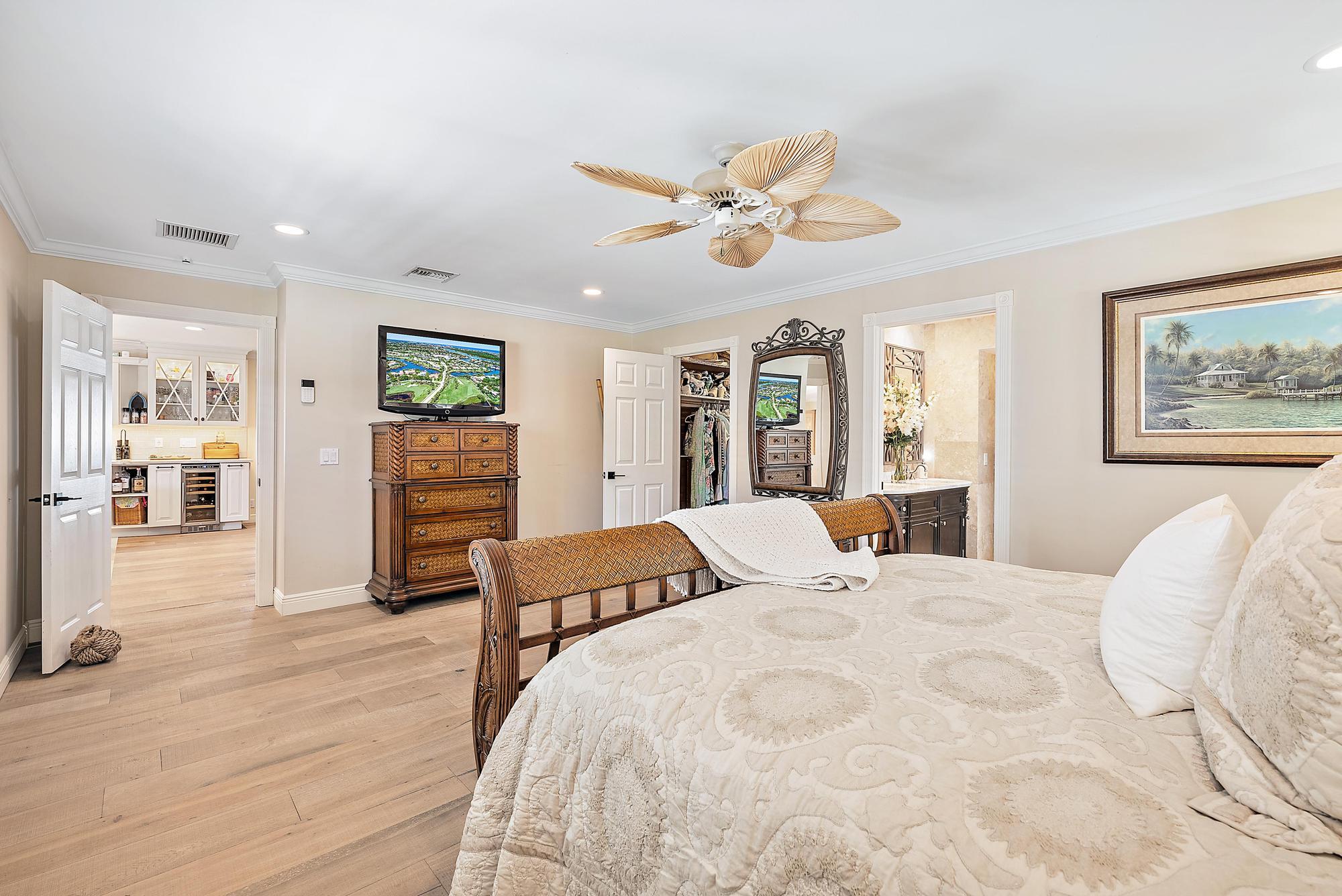 MLS #RX-10593082 image #24