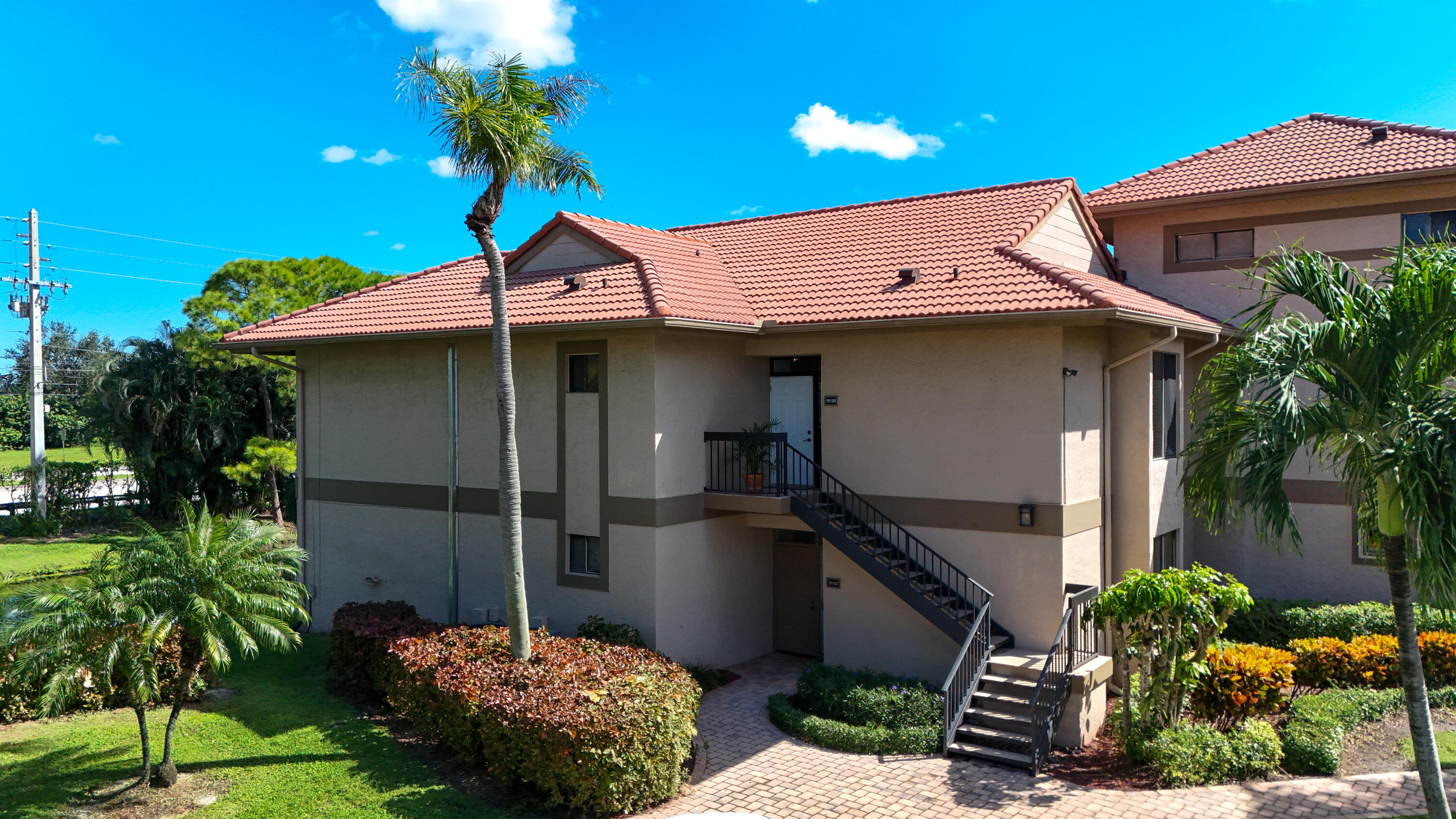 MLS #RX-11099117 image #0