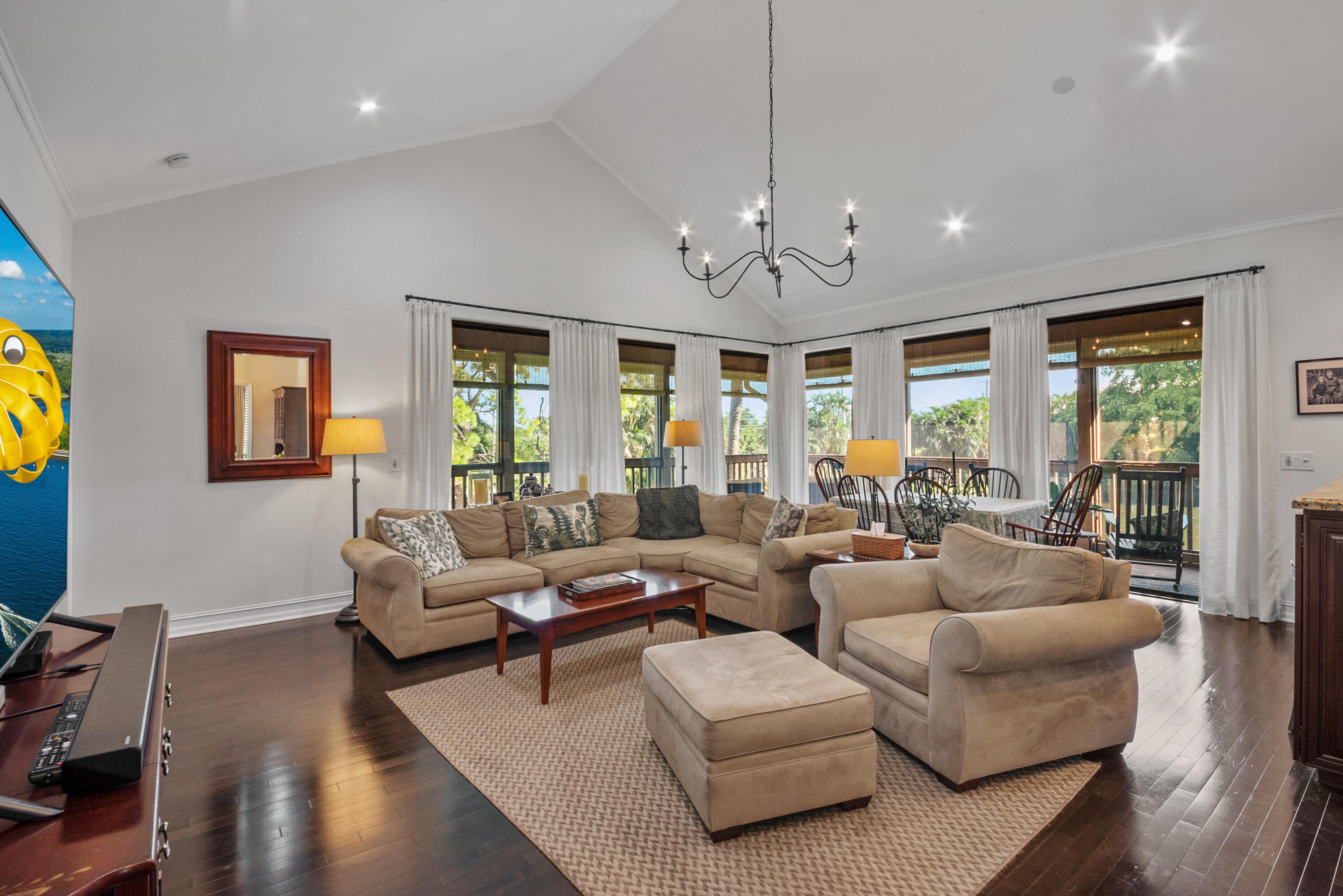 MLS #RX-11099117 image #2