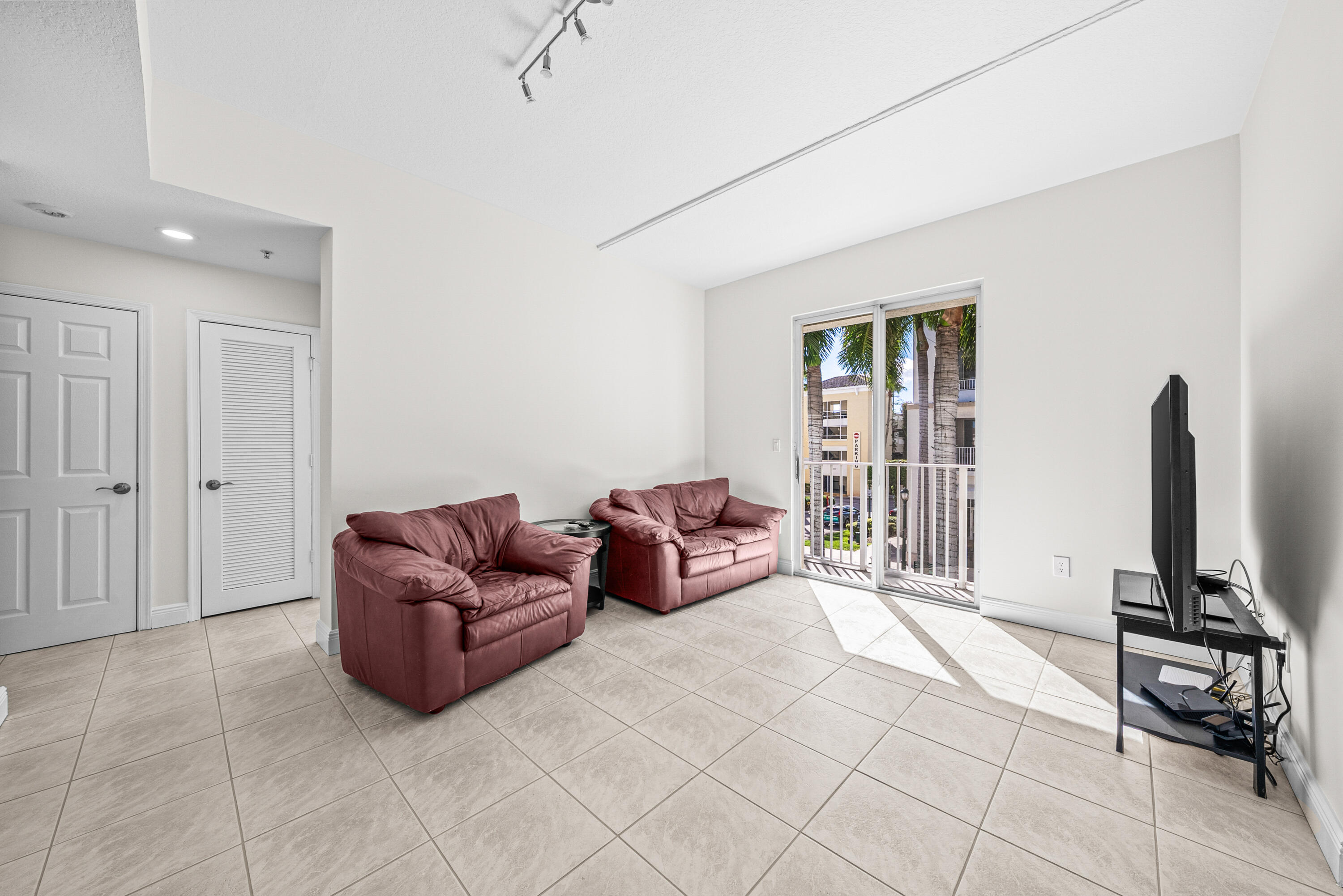 MLS #RX-11132429 image #10