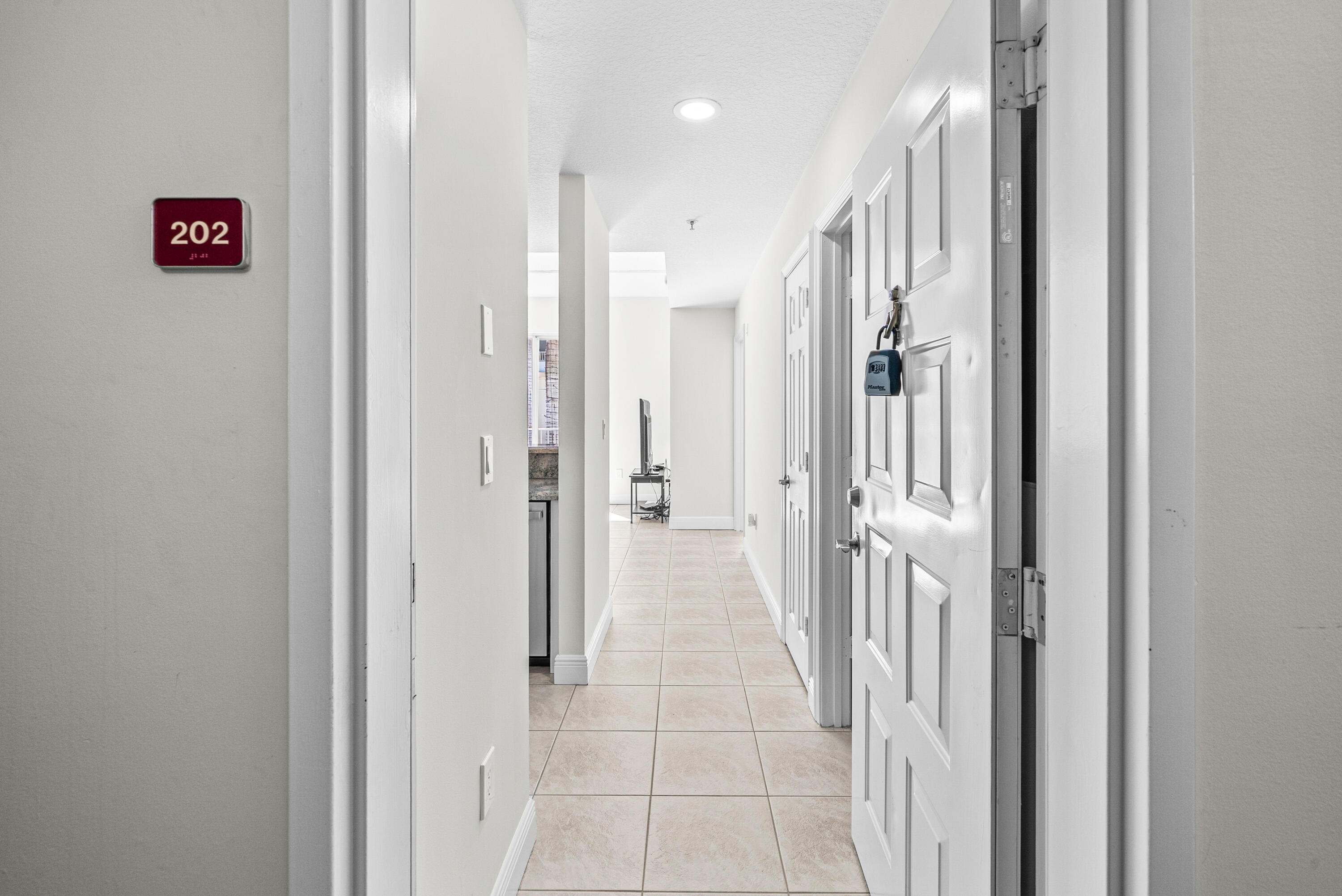 MLS #RX-11132429 image #4