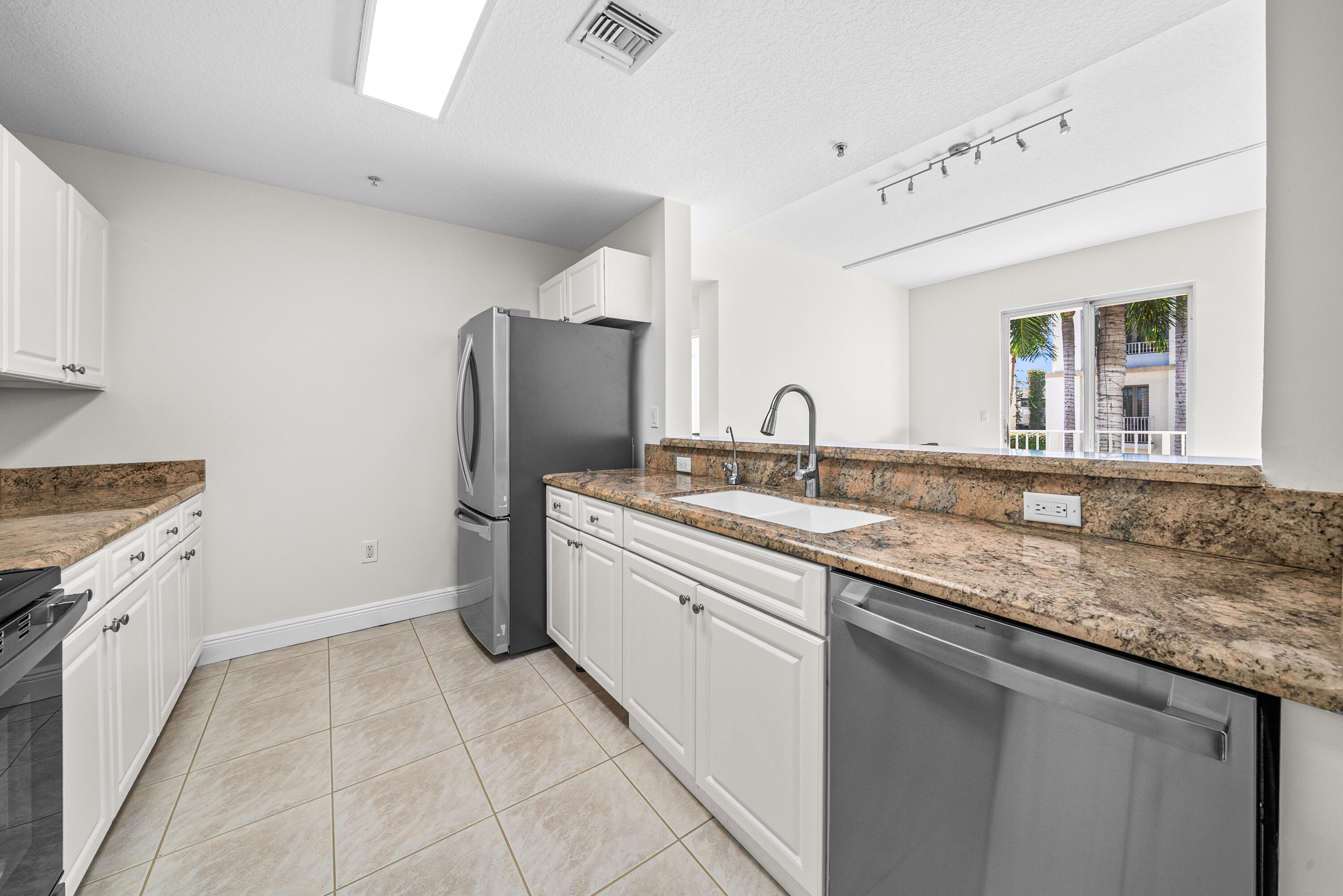 MLS #RX-11132429 image #7