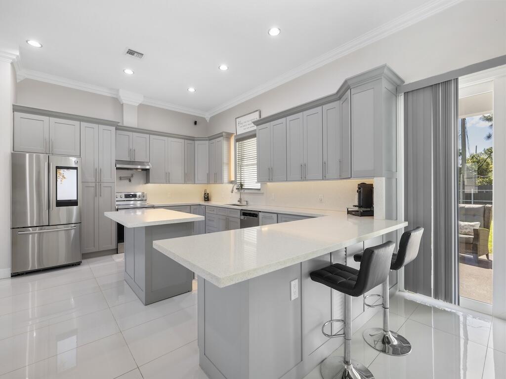 MLS #RX-11132497 image #1