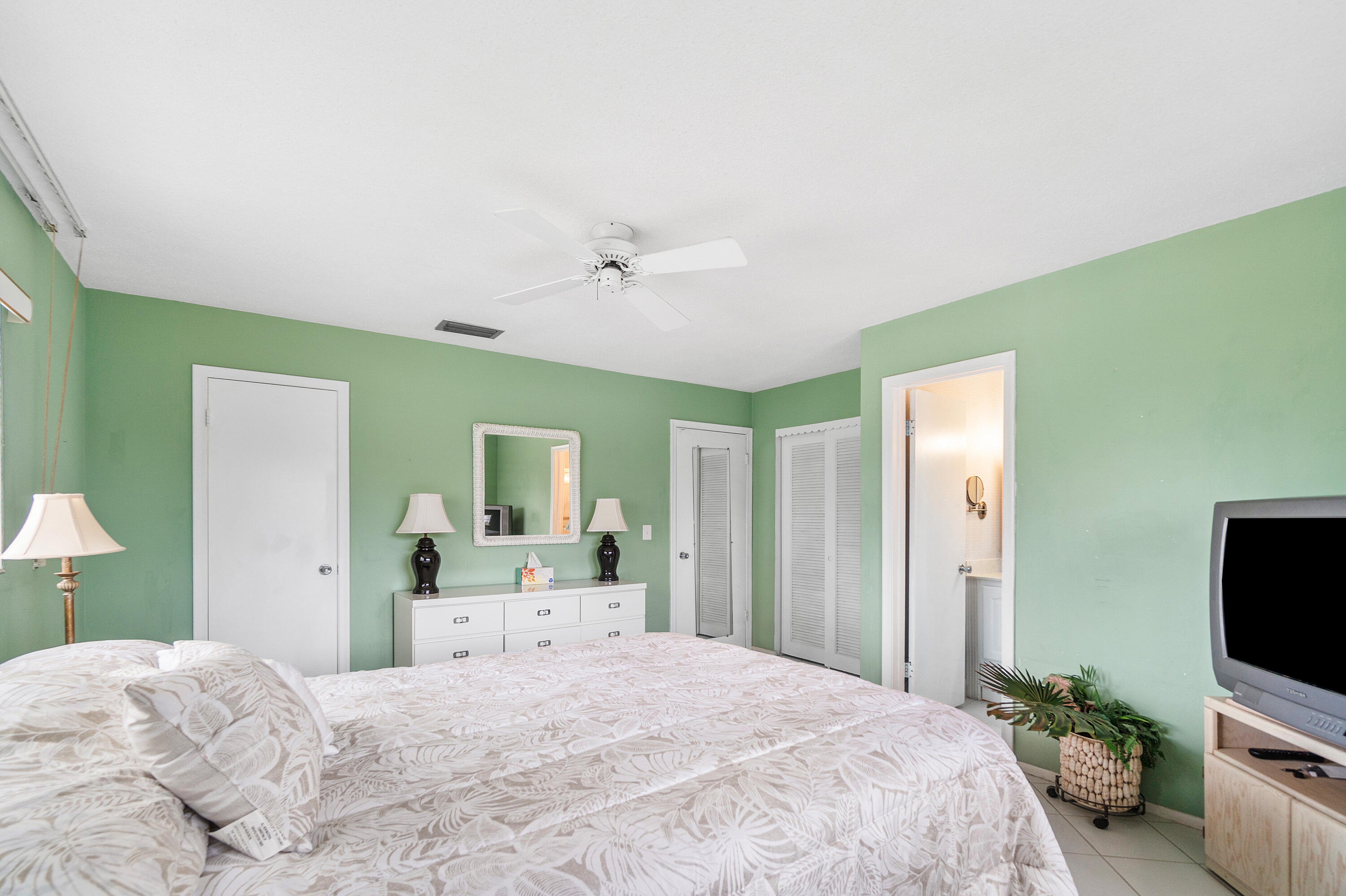 MLS #RX-11132672 image #17