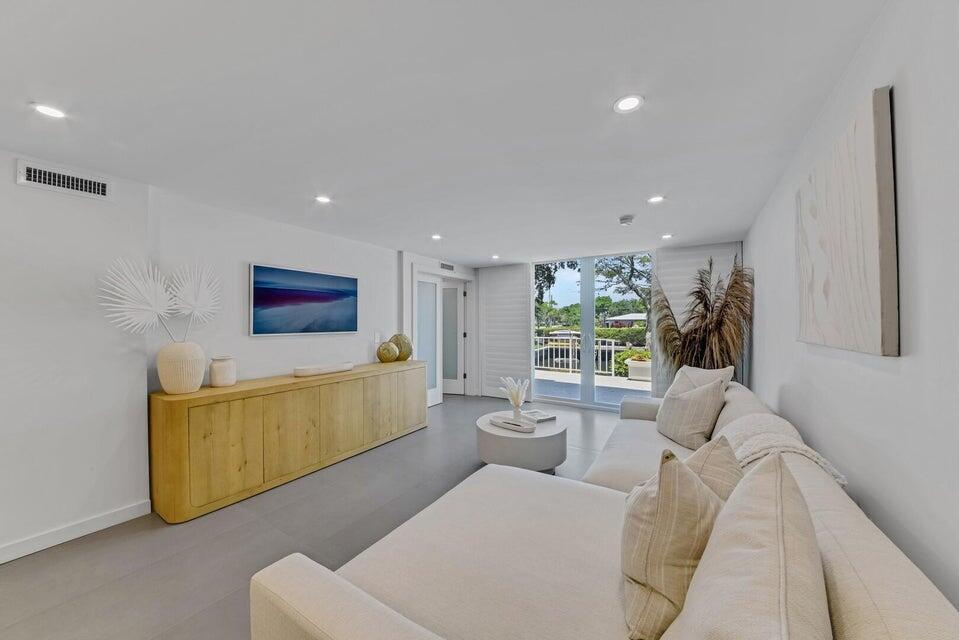 MLS #RX-10608910 image #10