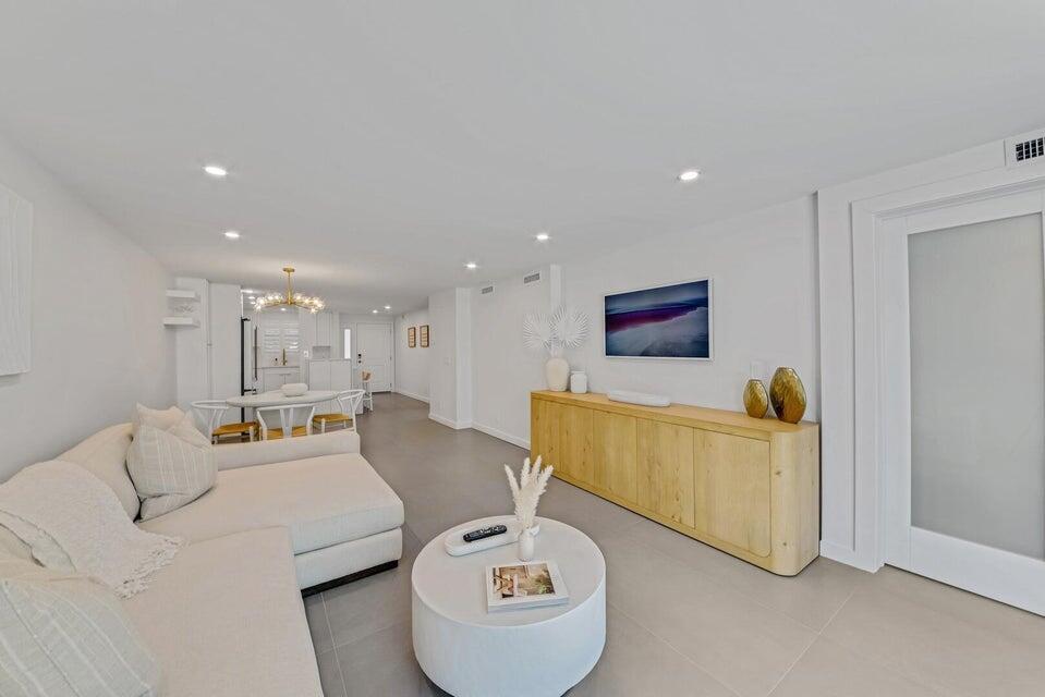 MLS #RX-10608910 image #12