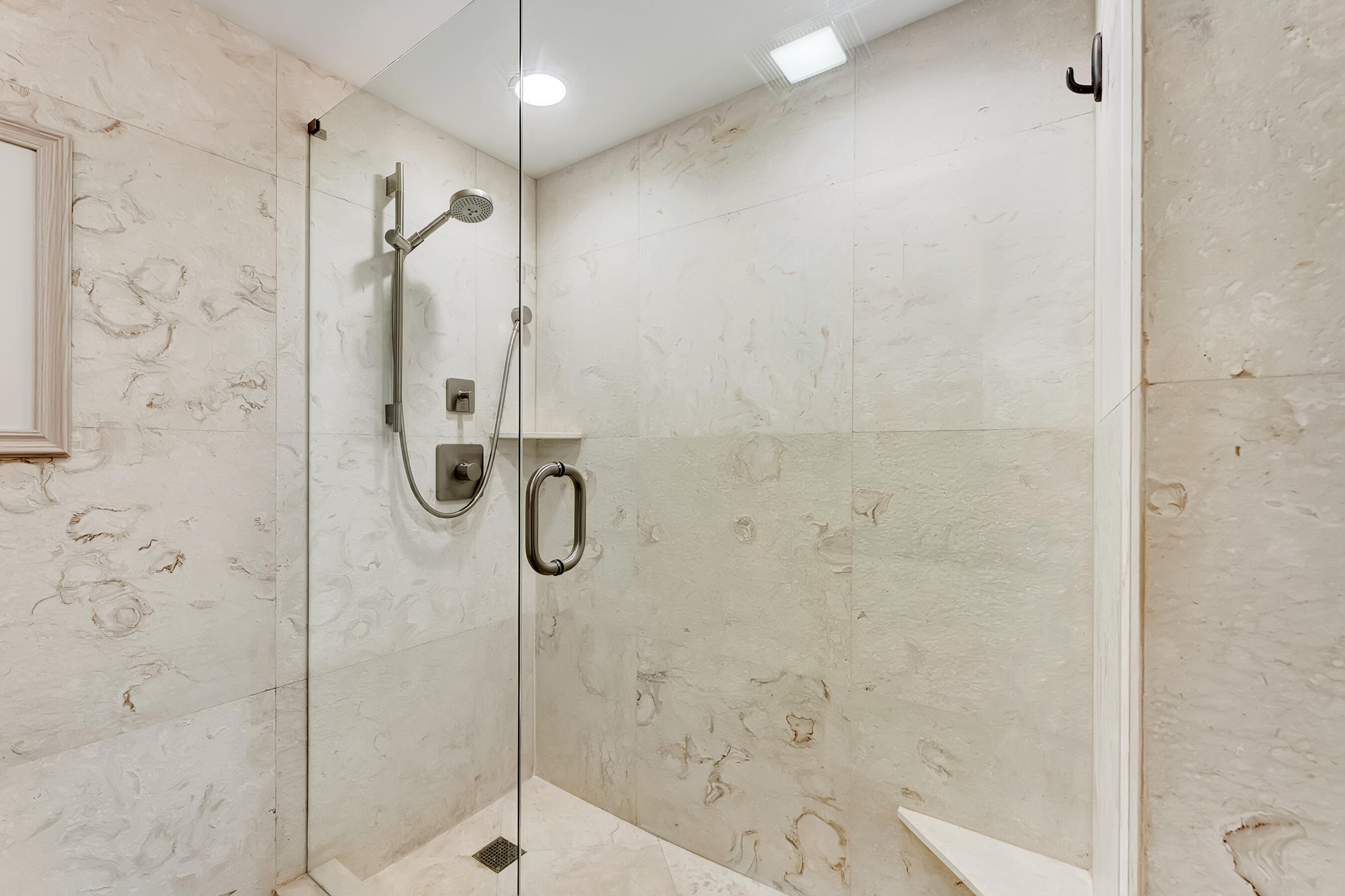 MLS #RX-10975198 image #16