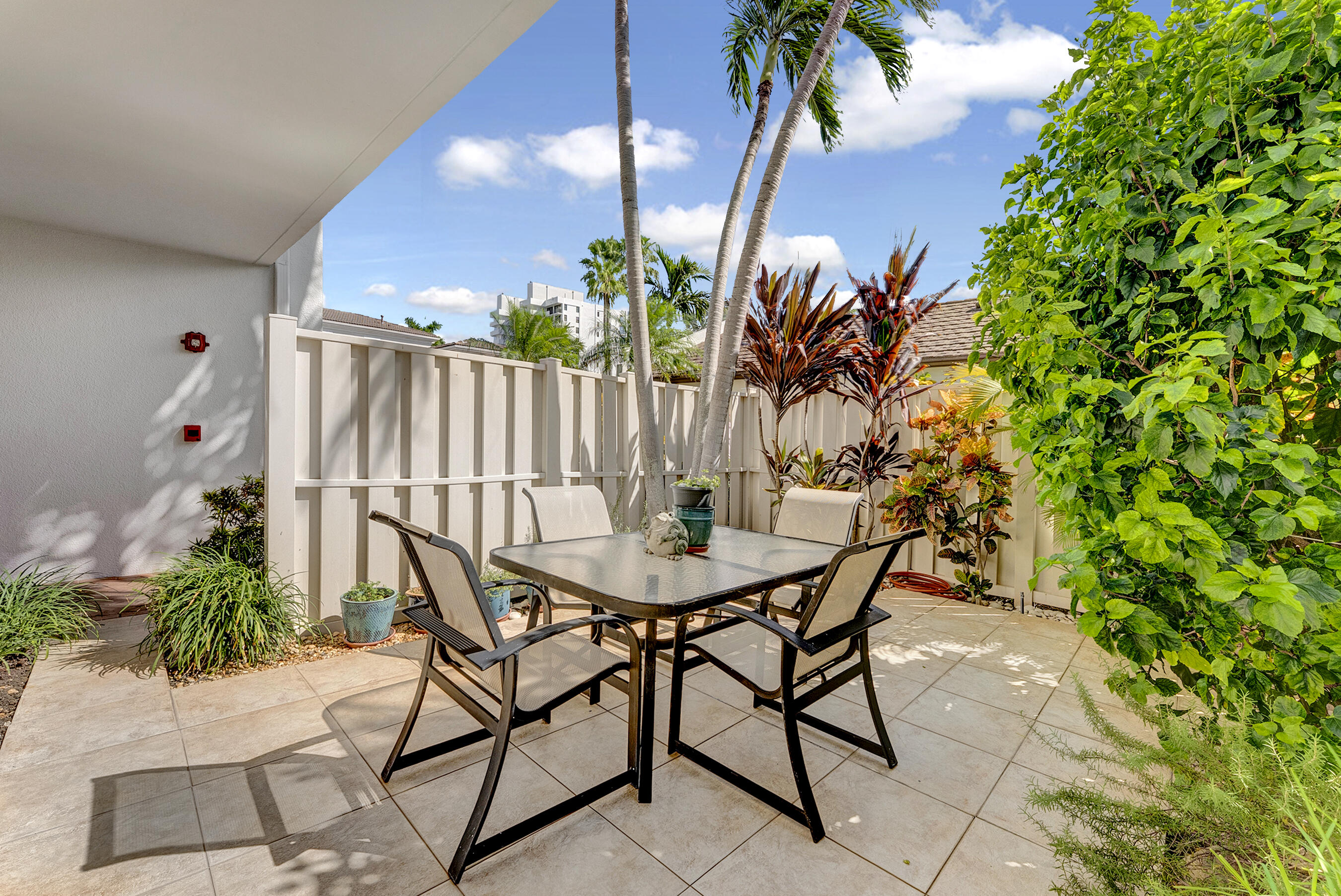 MLS #RX-10975198 image #8