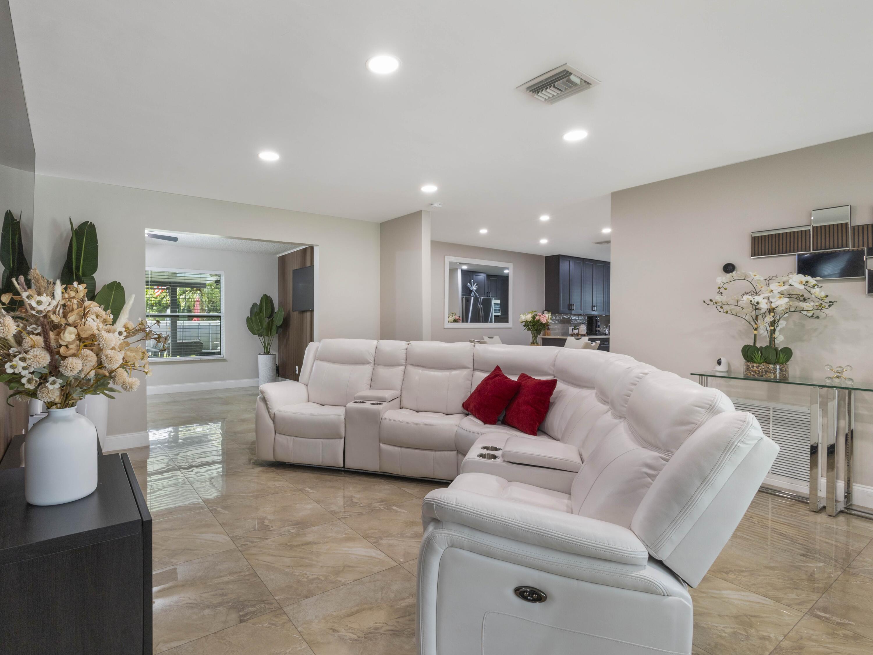 MLS #RX-11133392 image #8