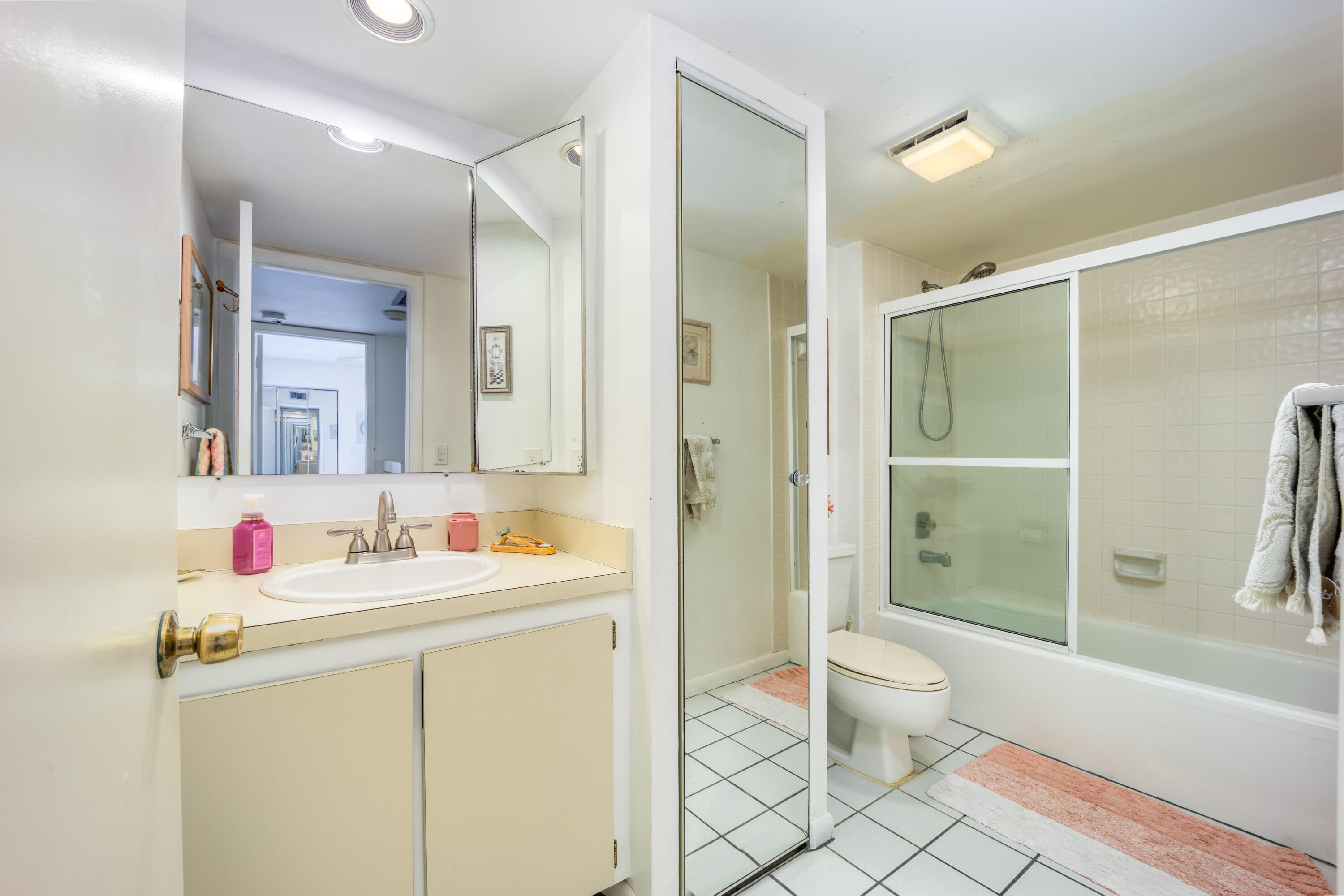 MLS #RX-11133465 image #16