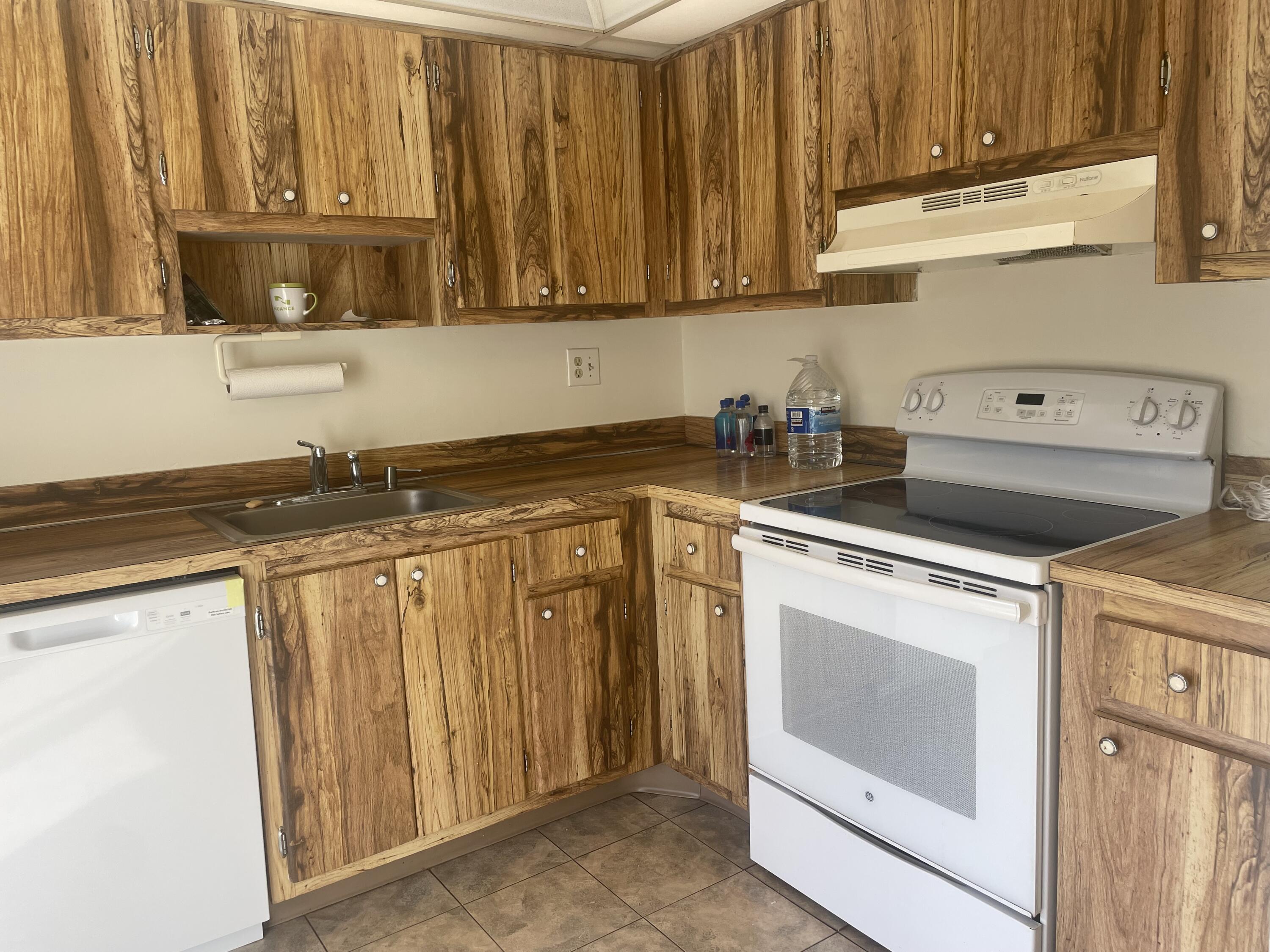 MLS #RX-11133515 image #1