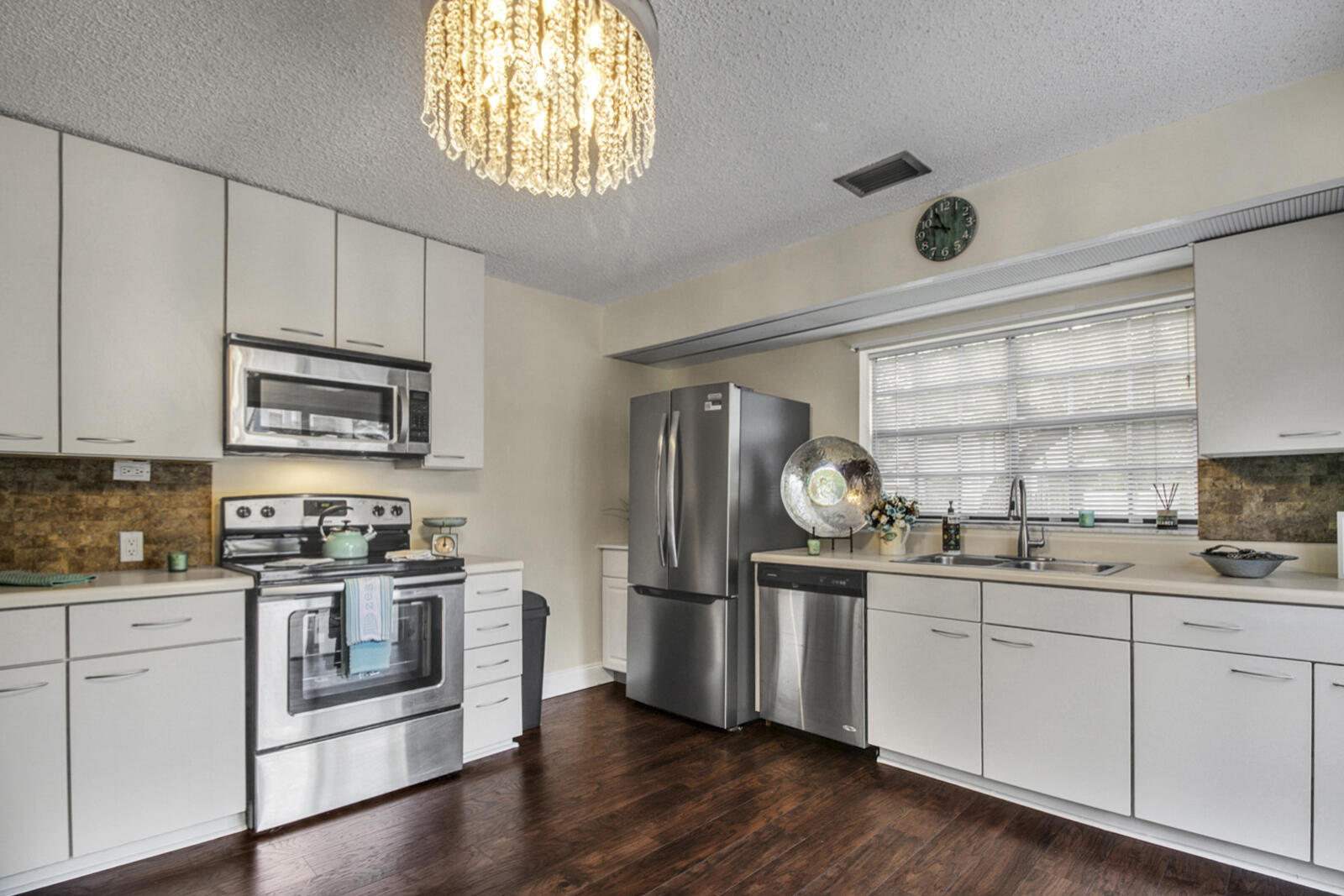 MLS #RX-11133658 image #10