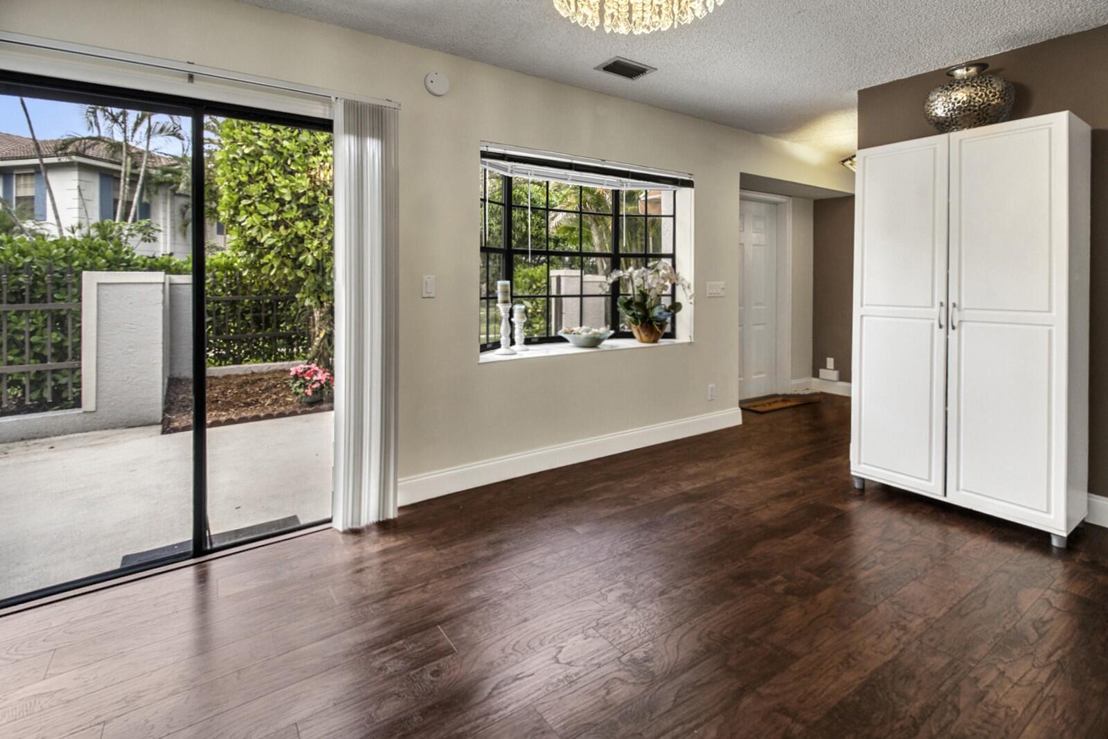 MLS #RX-11133658 image #12