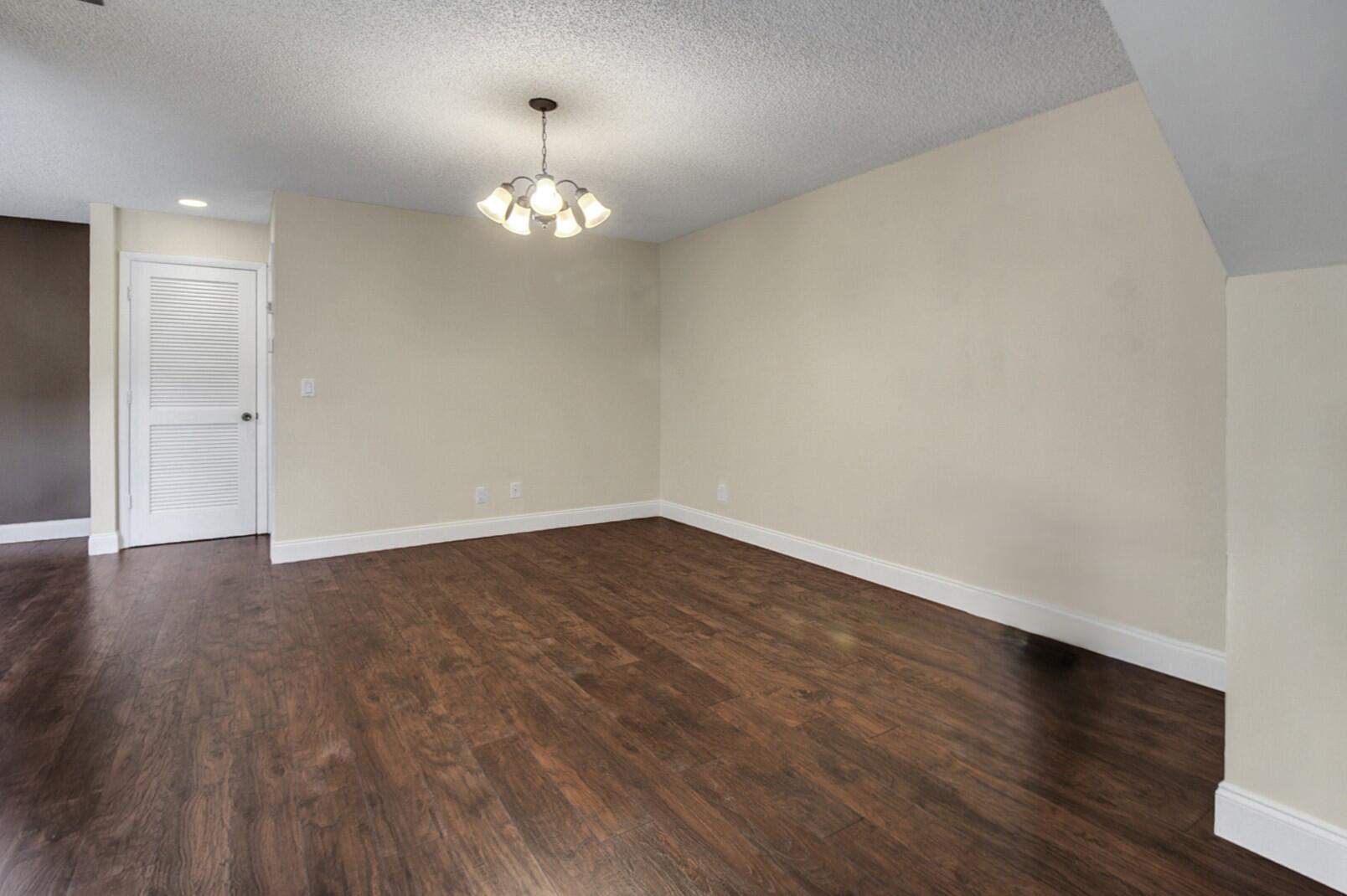 MLS #RX-11133658 image #4