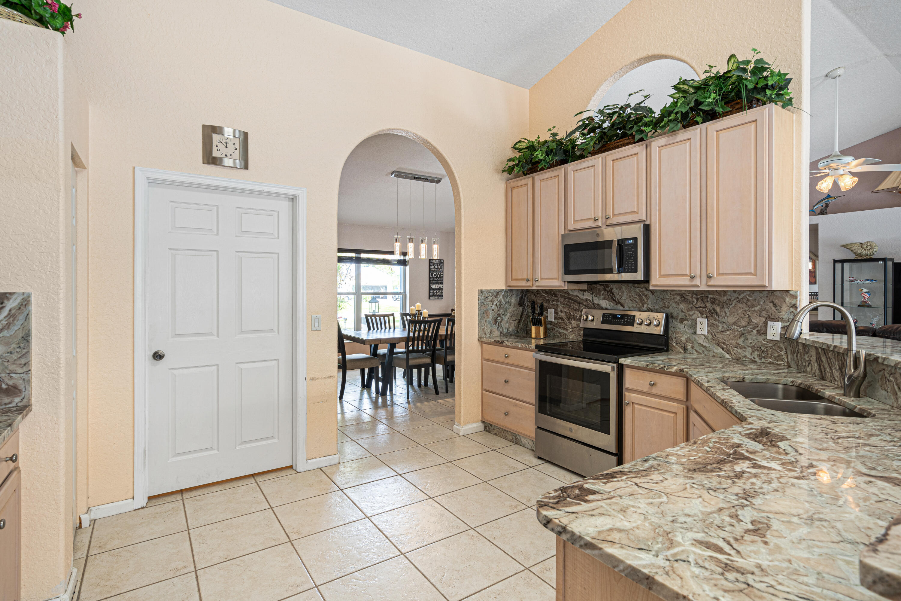 MLS #RX-11133799 image #34