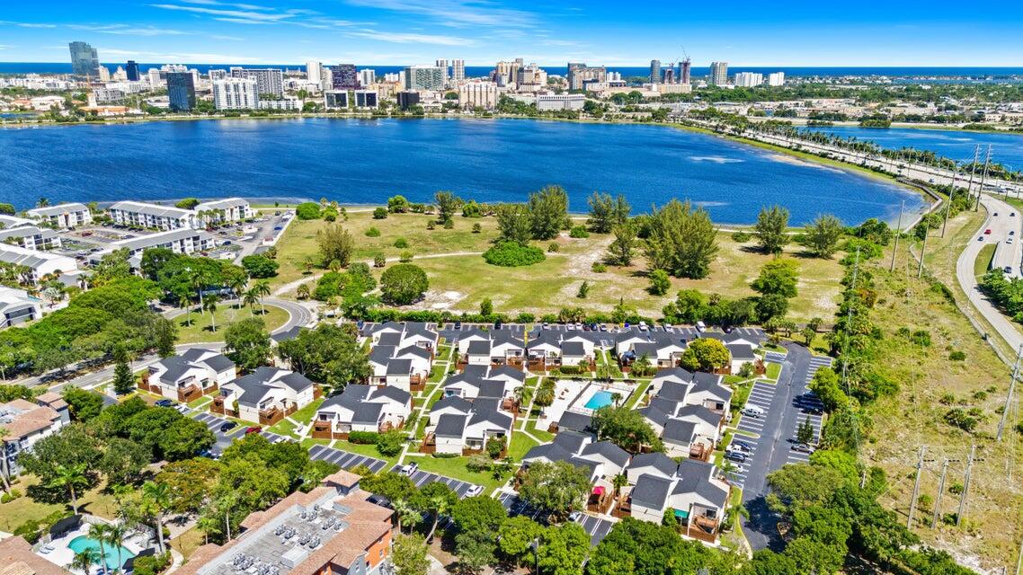 MLS #RX-11133889 image #1