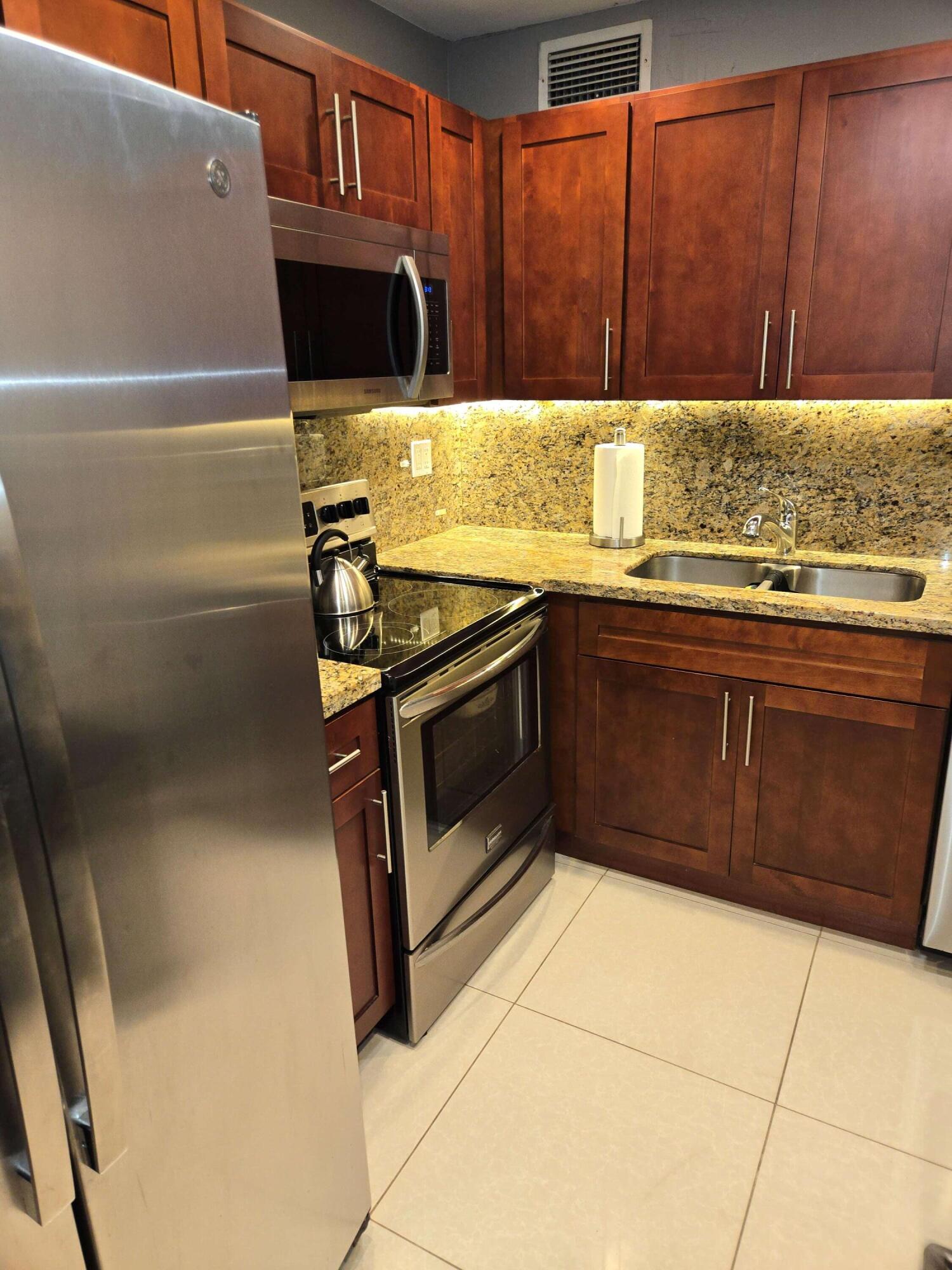 MLS #RX-11133932 image #4